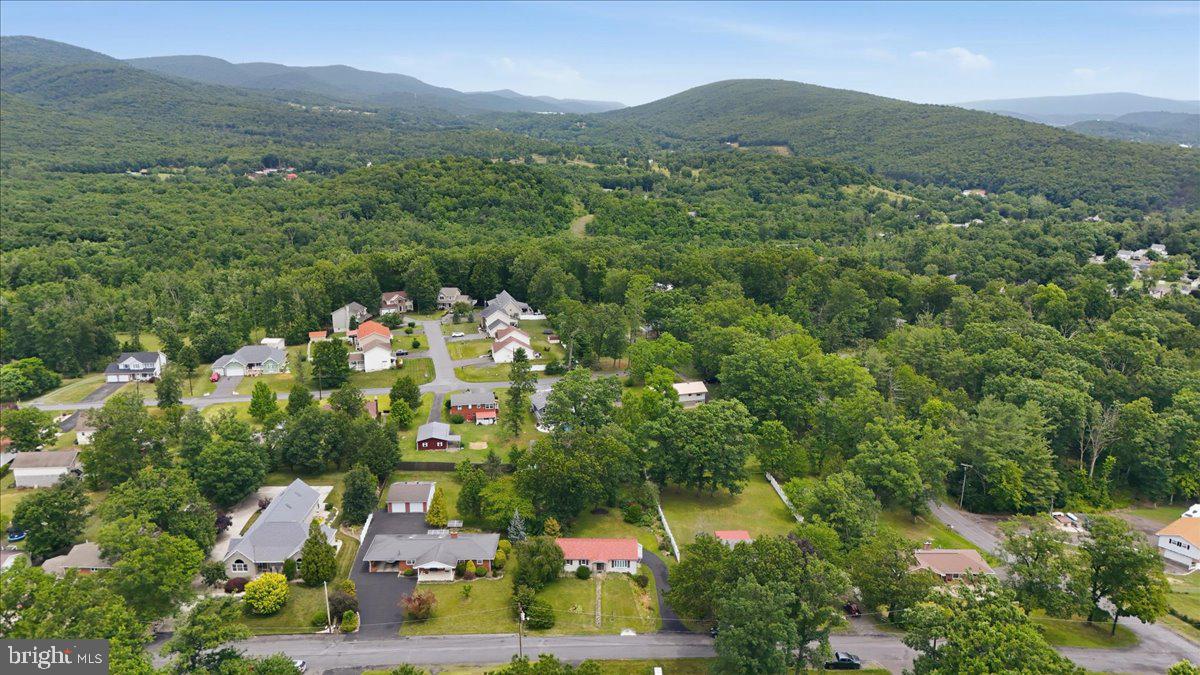 AMCELLE ACRES - Residential