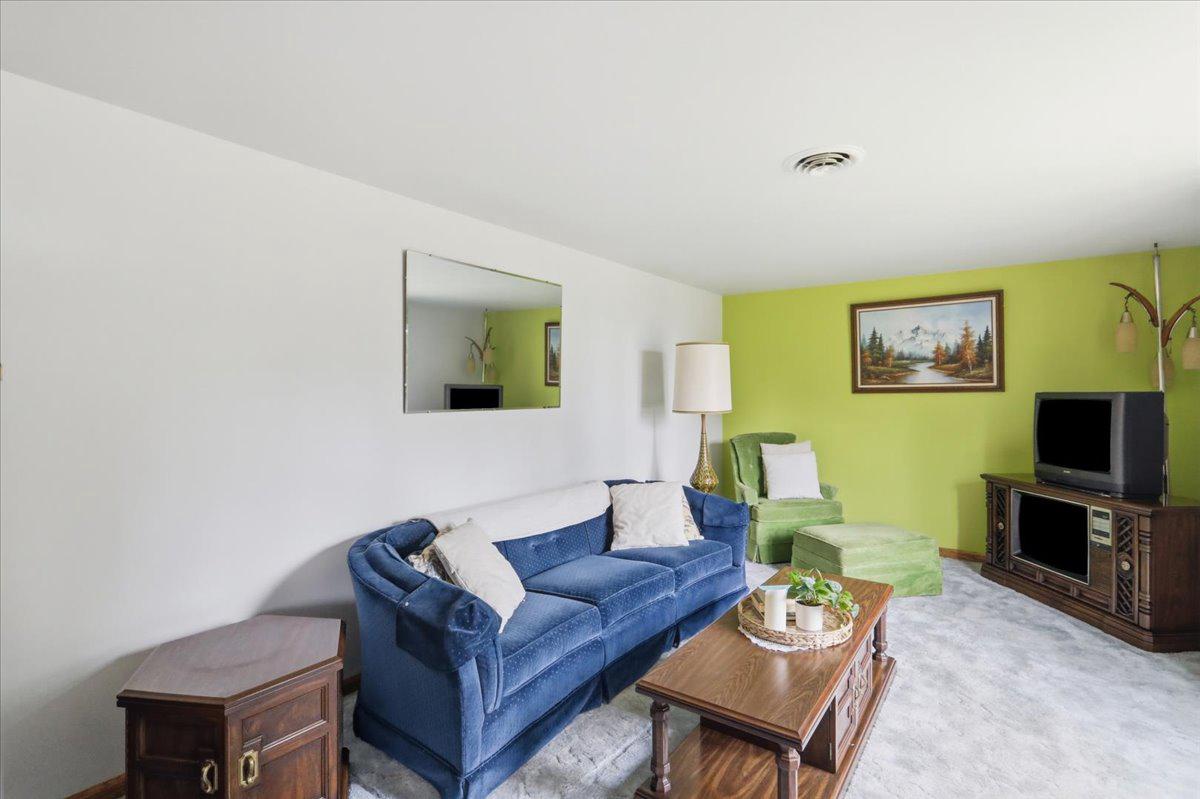 AMCELLE ACRES - Residential