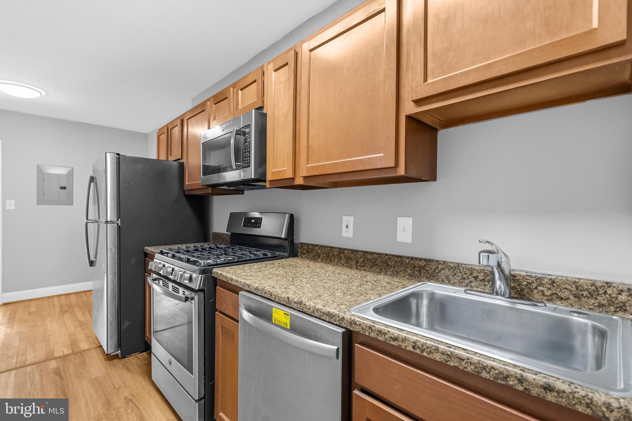 ANACOSTIA - Residential Income