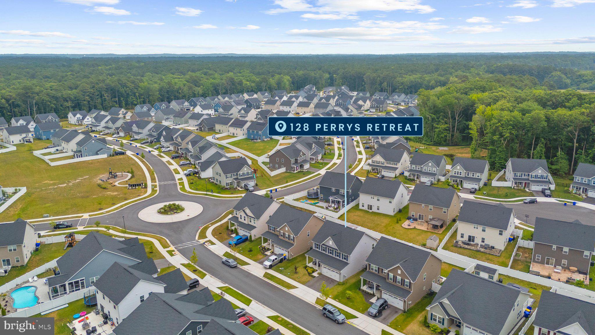 PERRY'S RETREAT - Residential