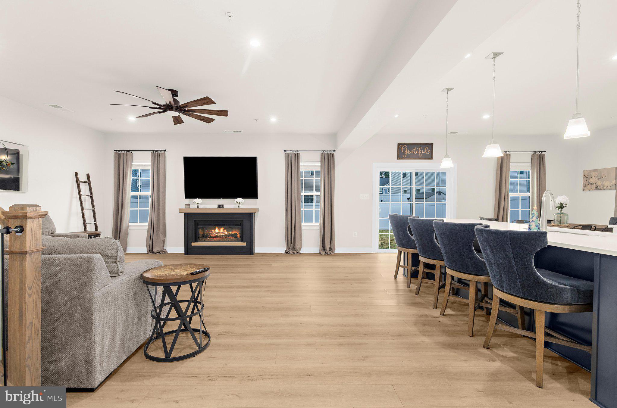 PERRY'S RETREAT - Residential