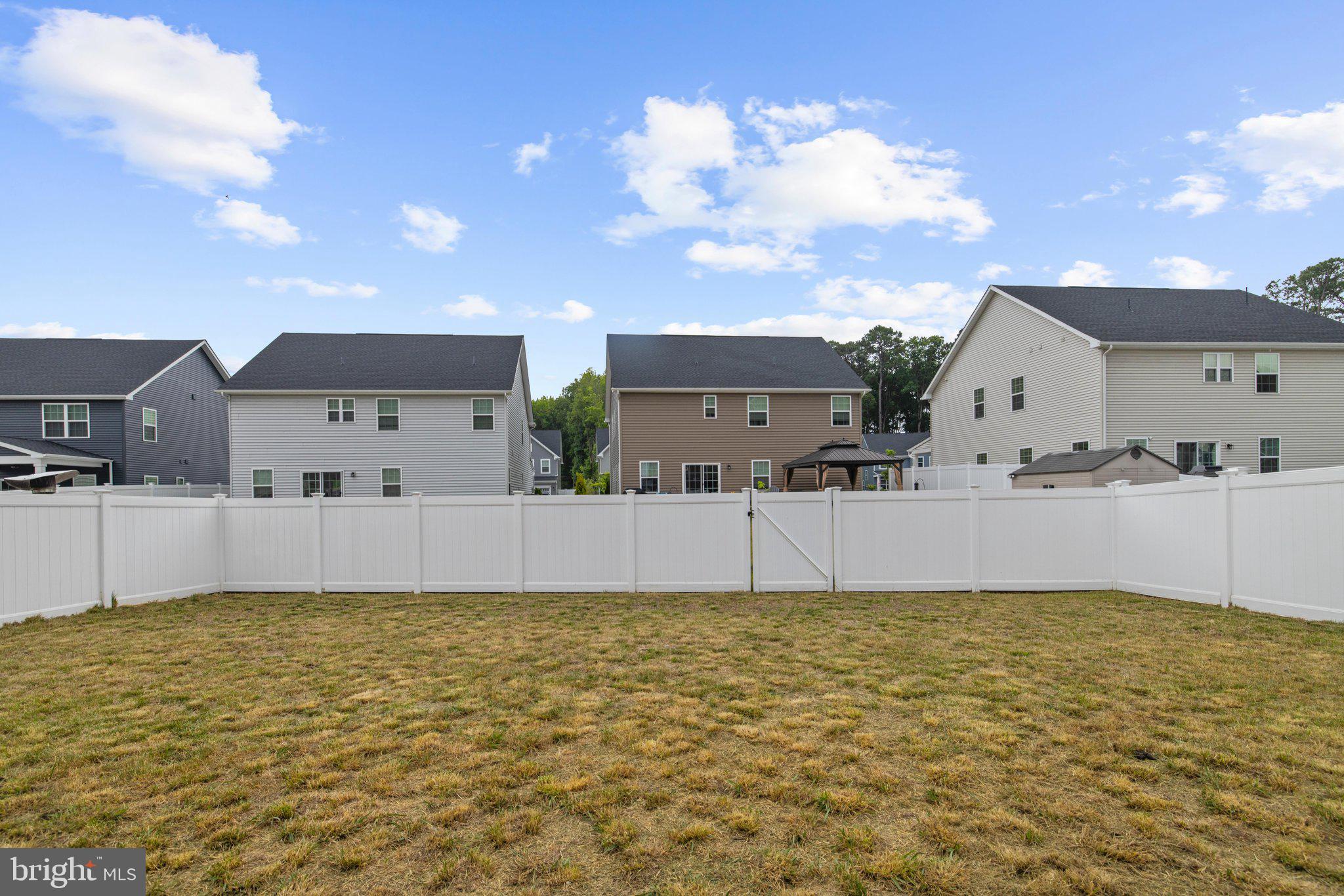 PERRY'S RETREAT - Residential