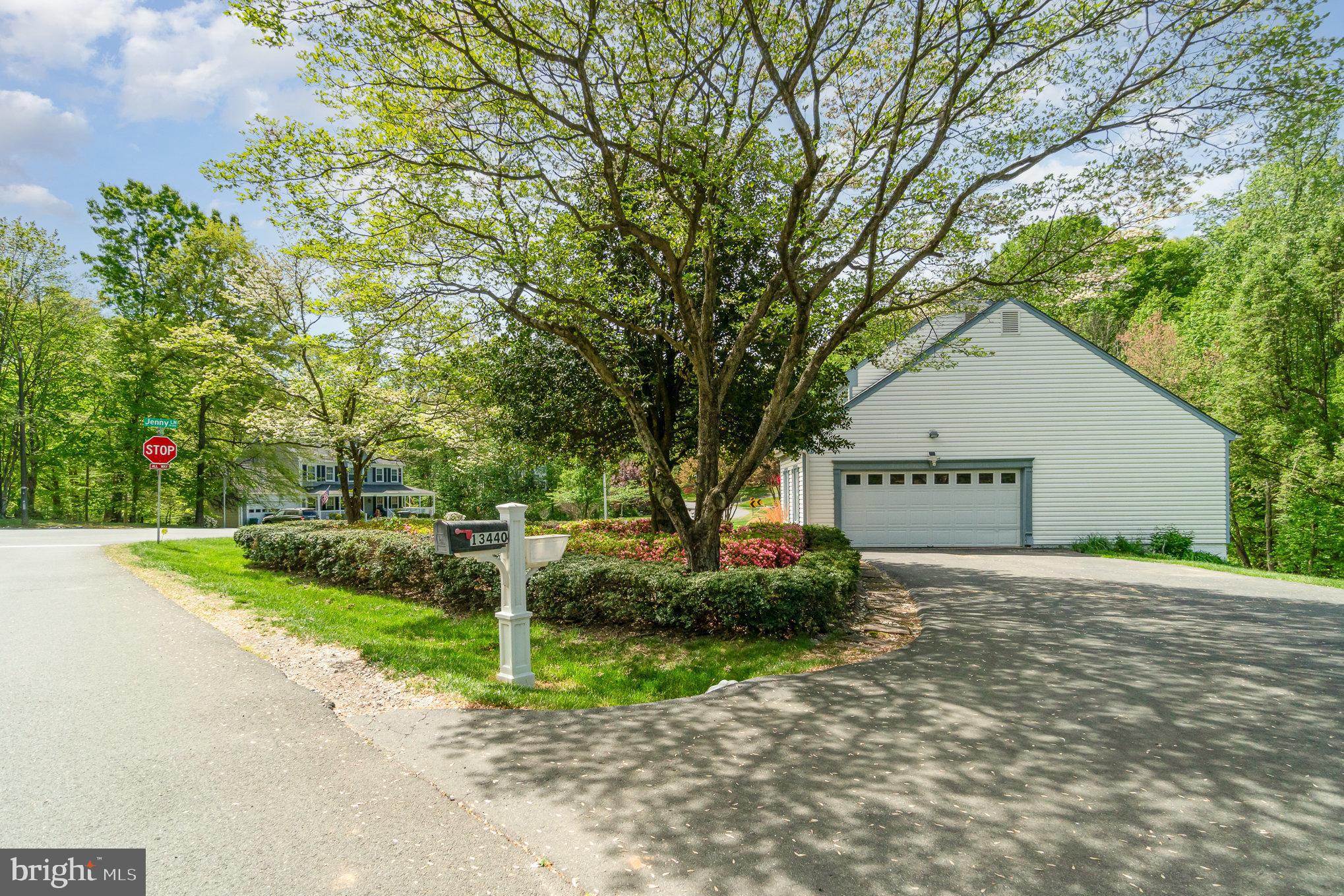 LONGWOOD ESTATES - Residential