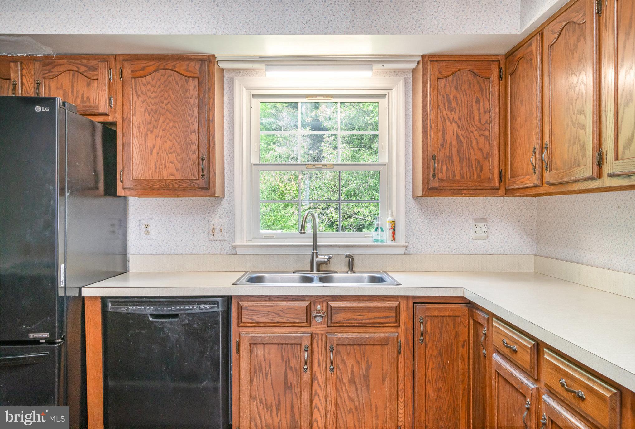 LONGWOOD ESTATES - Residential