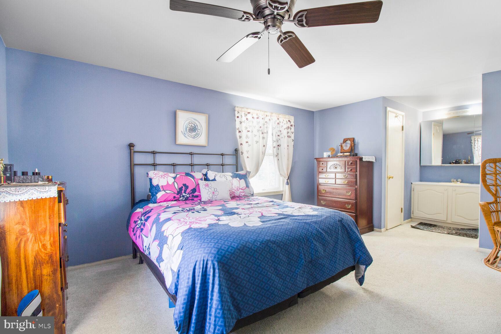 VILLAGE OF HICKORY RIDGE - Residential