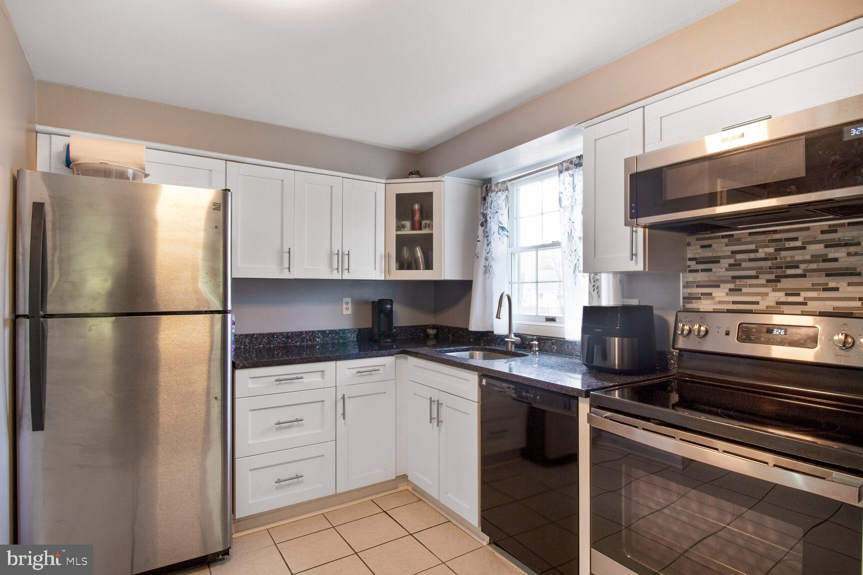 VILLAGE OF HICKORY RIDGE - Residential