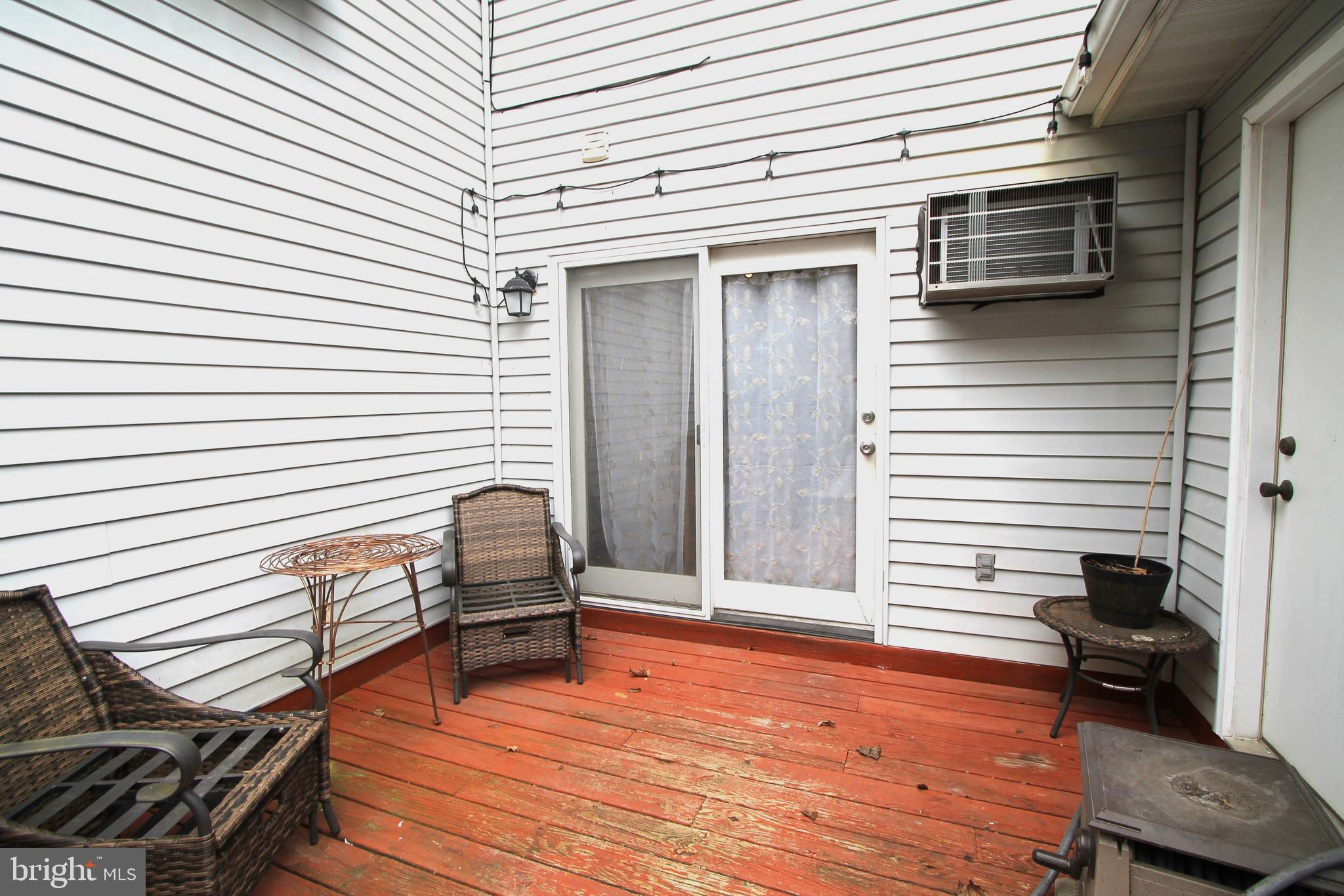 BAYFIELD HOUSE CONDOMINIUMS - Residential