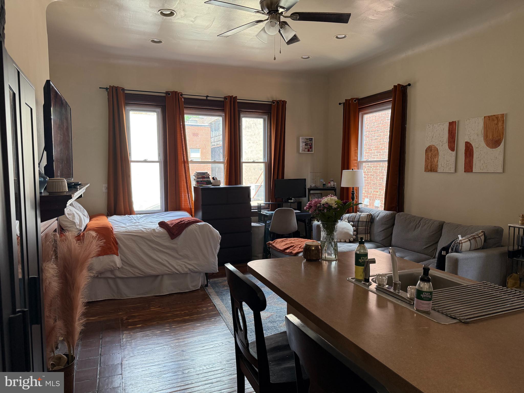 RITTENHOUSE SQUARE - Residential Lease
