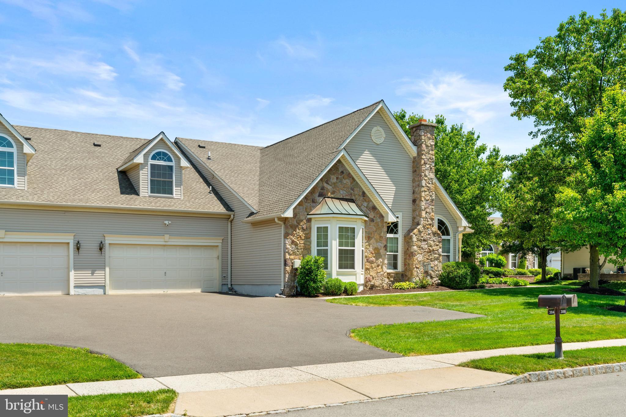VILLAS AT SHADYBRO - Residential