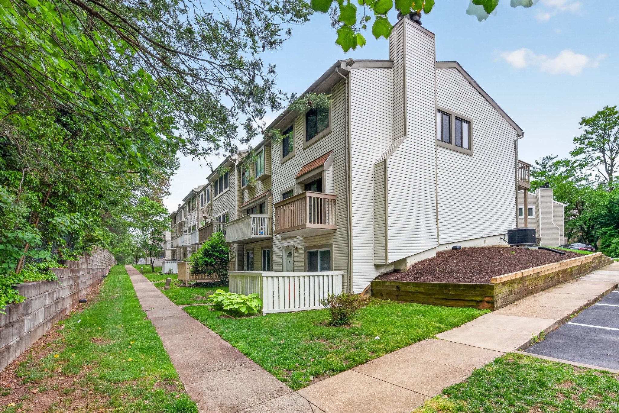 ELYSIAN WOODS - Residential