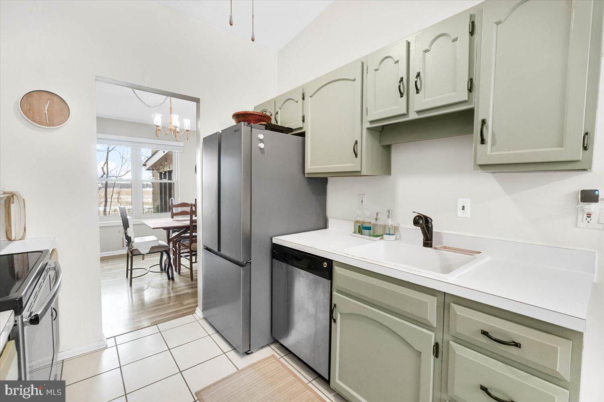 DISCOVERY - Residential