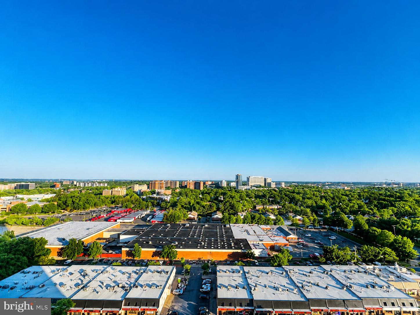 SKYLINE SQUARE CONDO - Residential