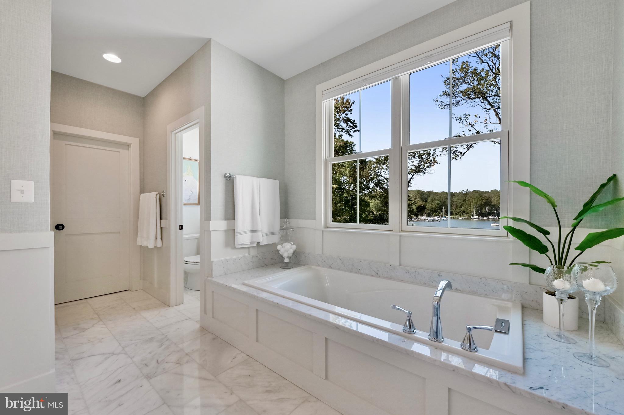 GALESVILLE - Residential