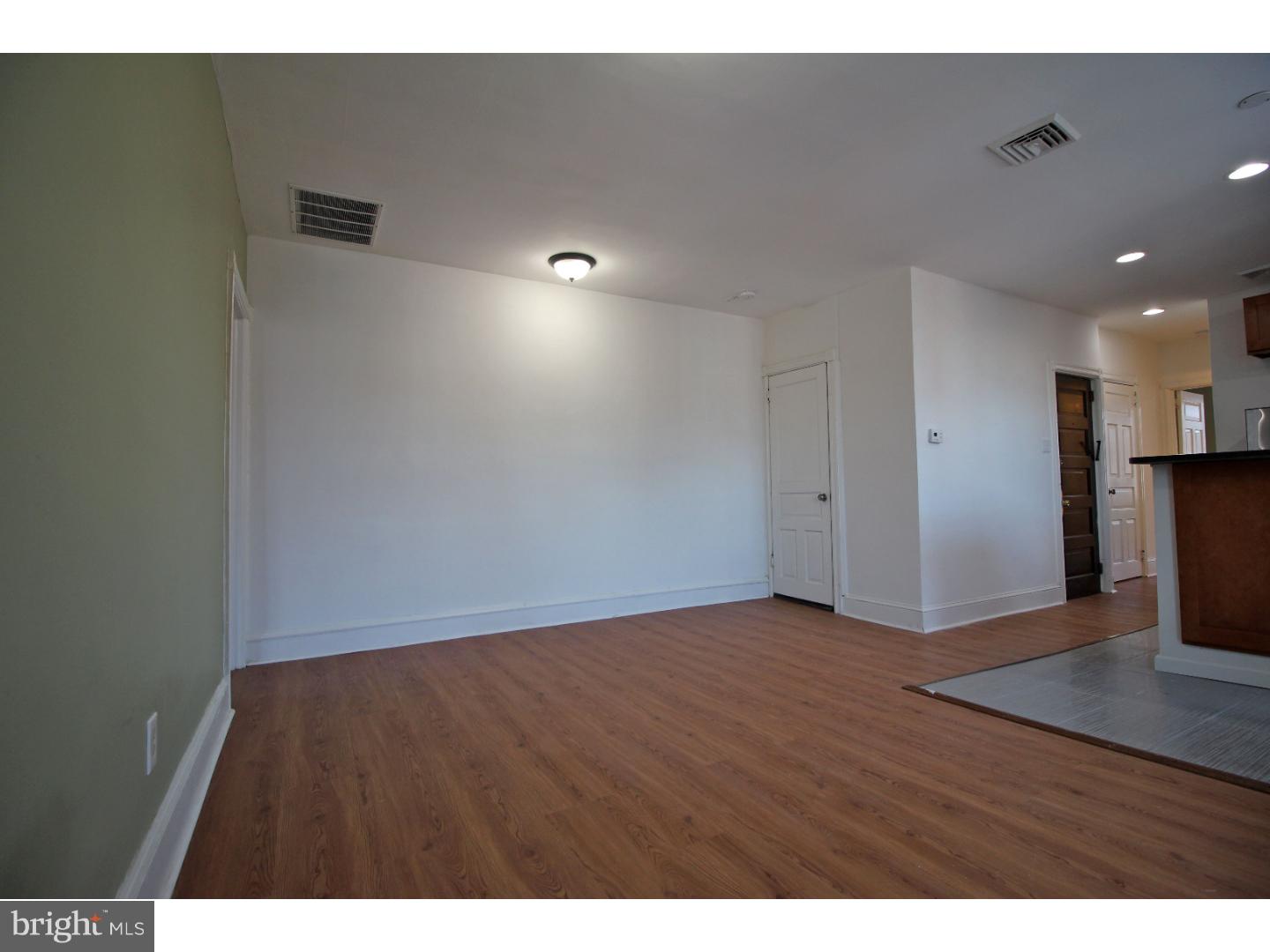 UNIVERSITY CITY - Residential Lease