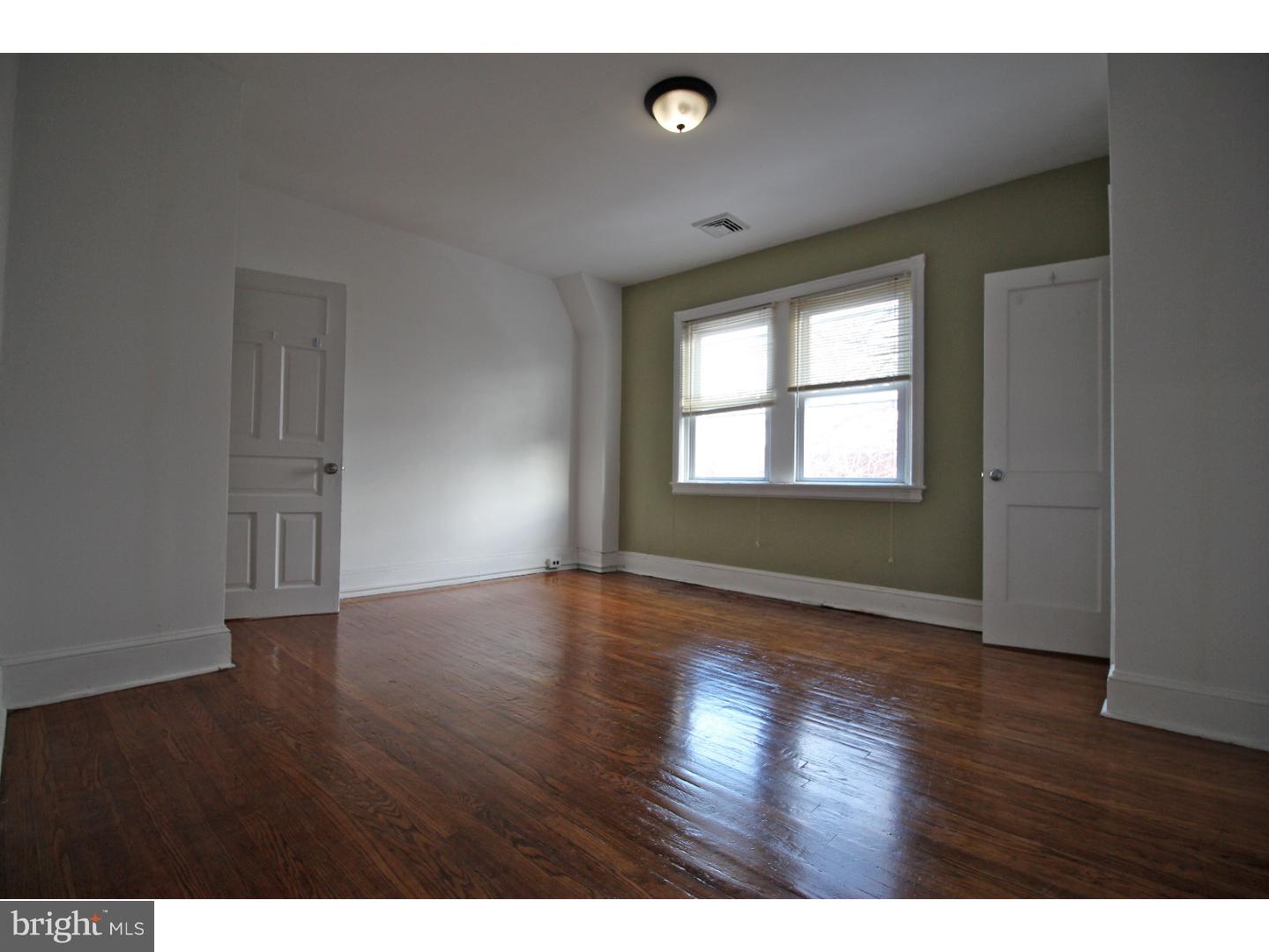 UNIVERSITY CITY - Residential Lease