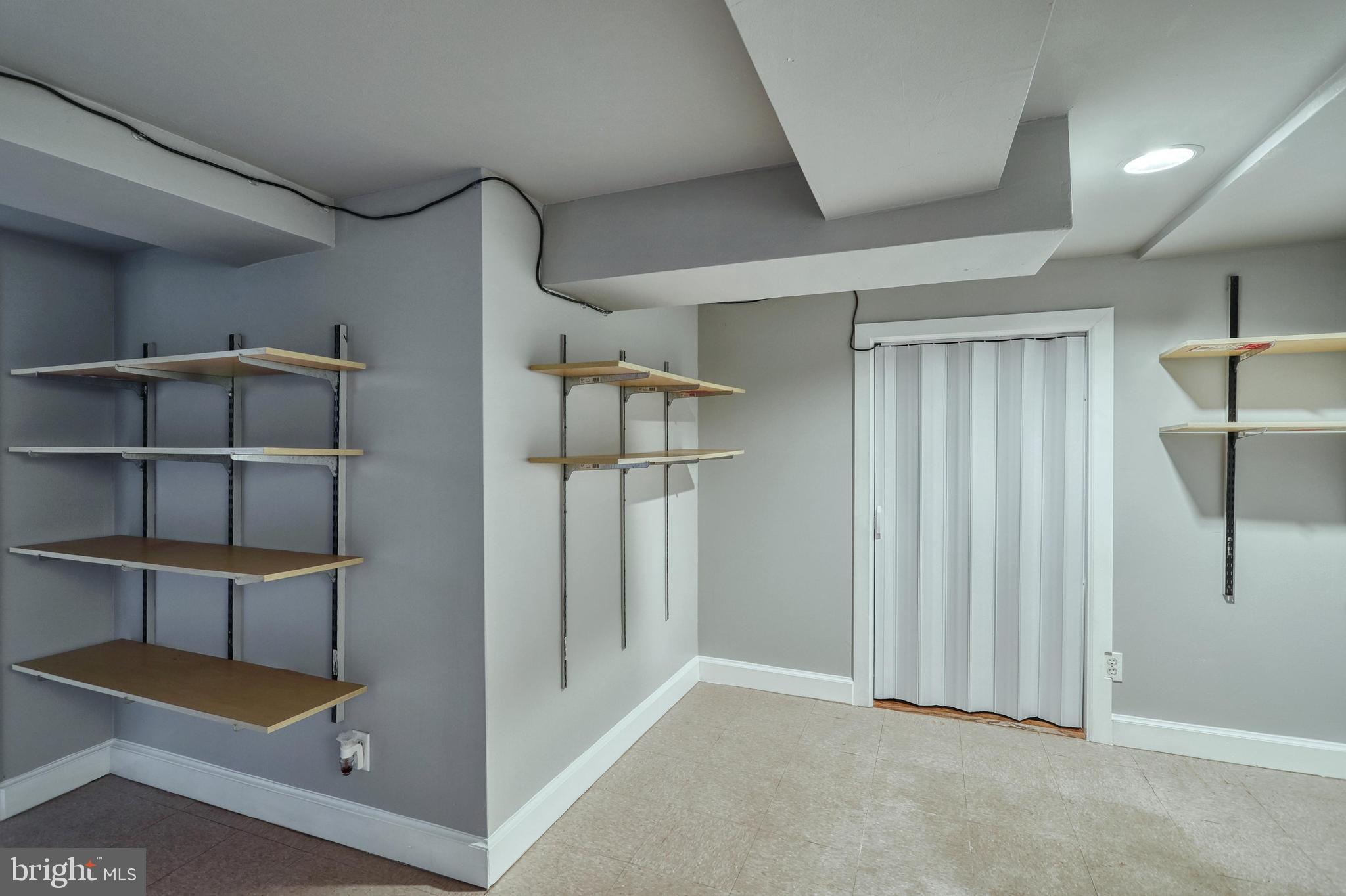 LANCASTER - Residential