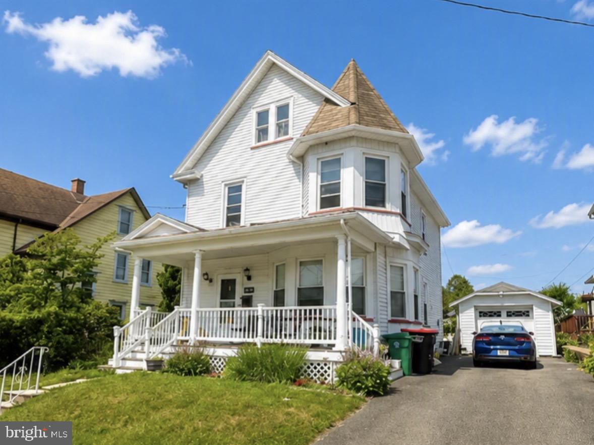 Welcome home to this charming 3 bedroom single family home located on a desirable street in Lehighton! Step inside to find an open-concept layout that creates a bright and inviting atmosphere, perfect for everyday life and entertaining. Outside, enjoy a generously sized back yard and a one car detached garage with additional off street driveway parking. This property offers a fantastic opportunity to own a single home in a convenient location, close to local parks, schools and major routes and have space to call your own! Open House 6/27/26 11-1!
