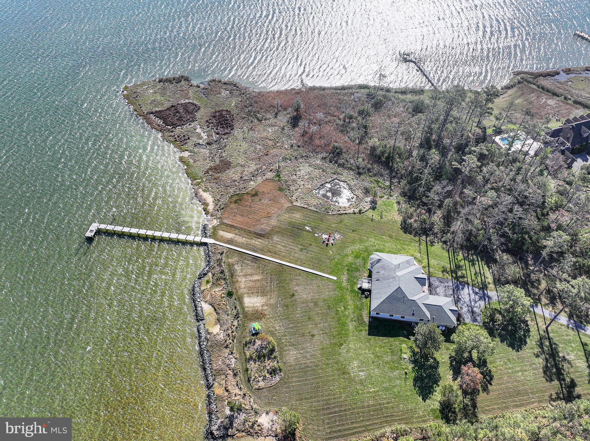MCKEIL POINTE - Residential