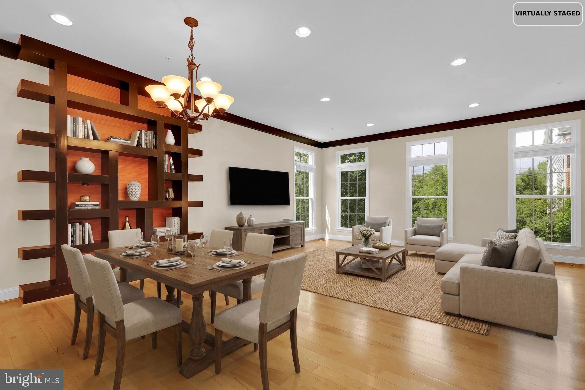 POTOMAC COUNTRY CORNER - Residential
