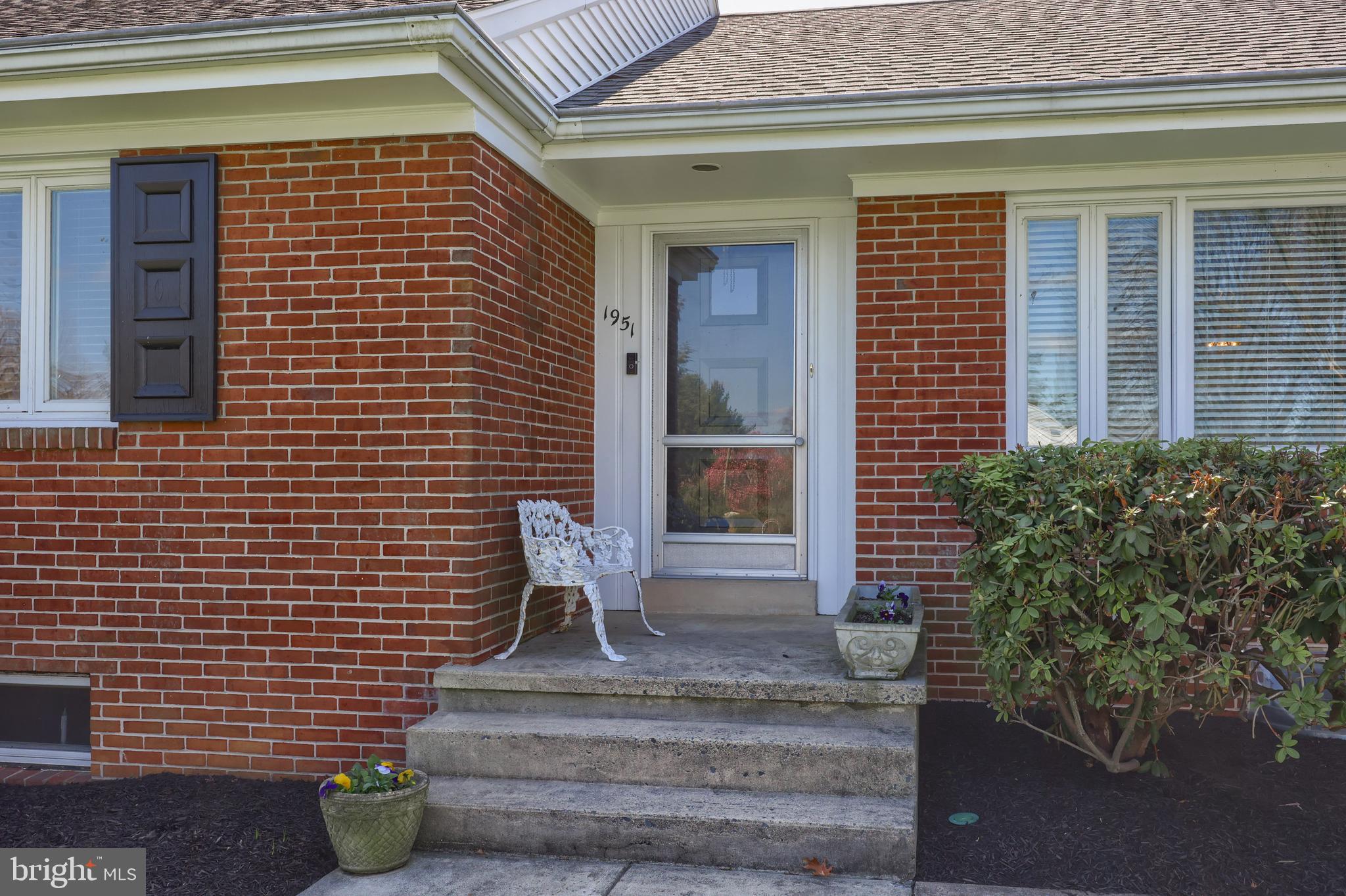 BLOOMINGDALE - Residential