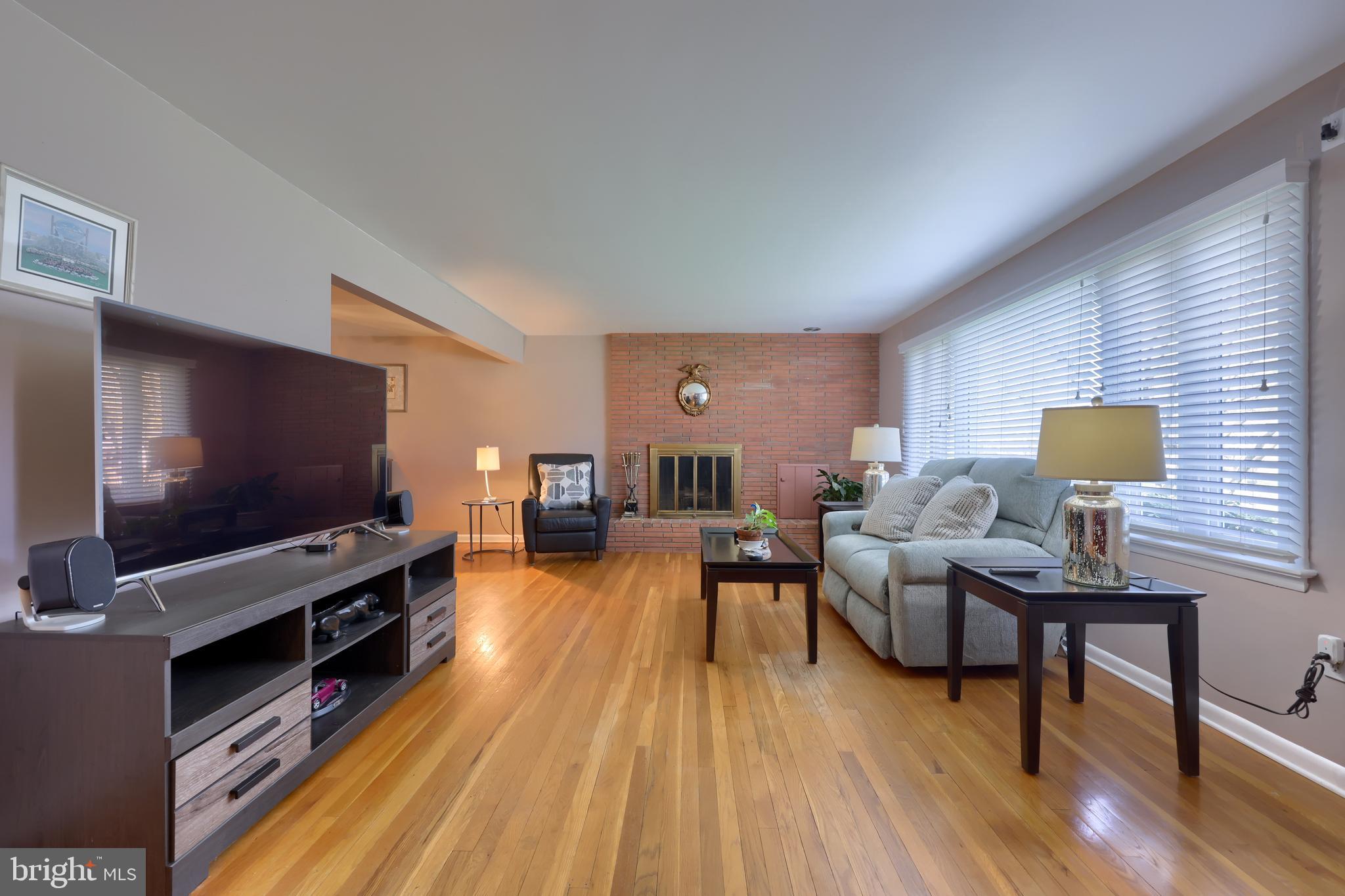 BLOOMINGDALE - Residential