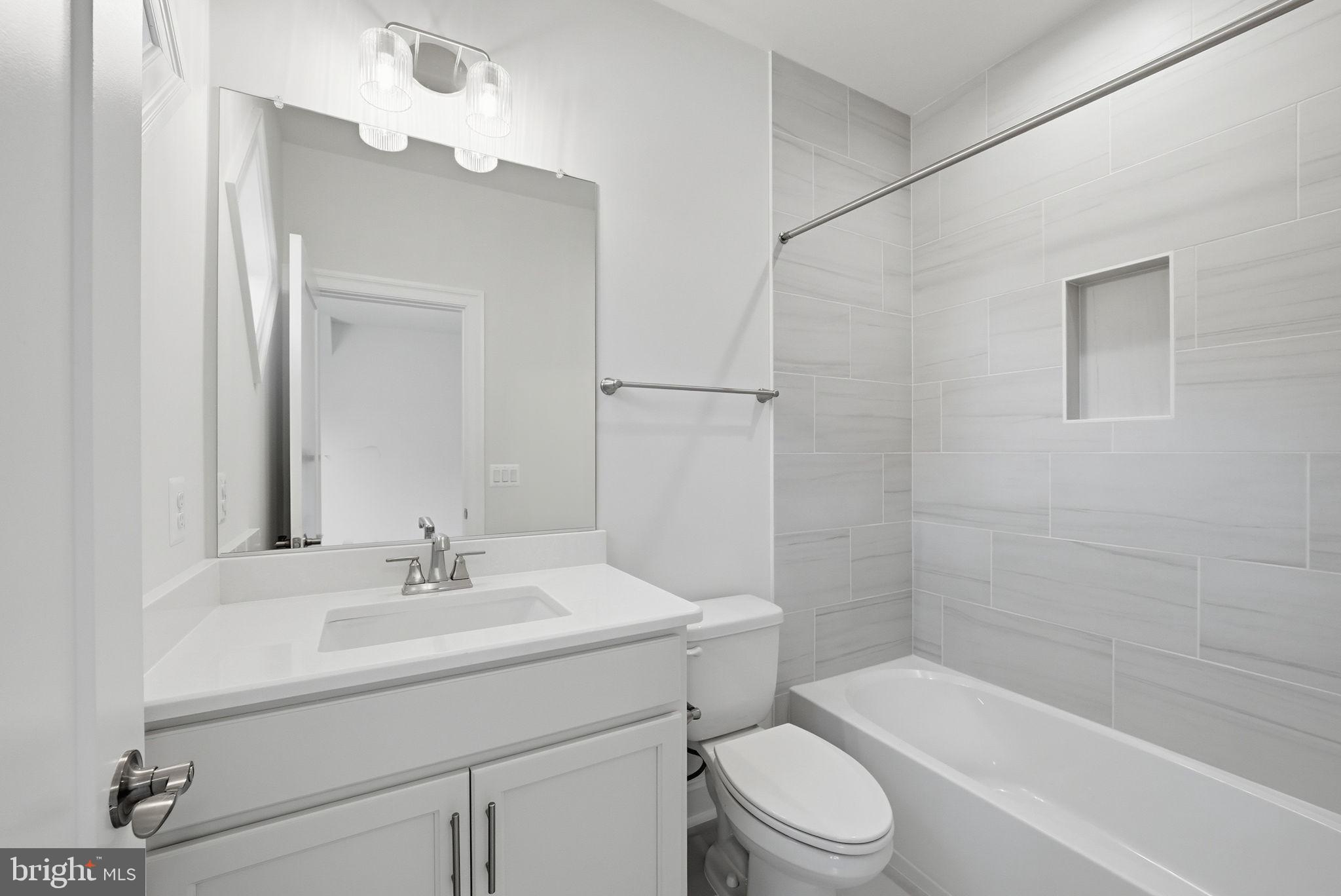 POTOMAC HILLS - Residential