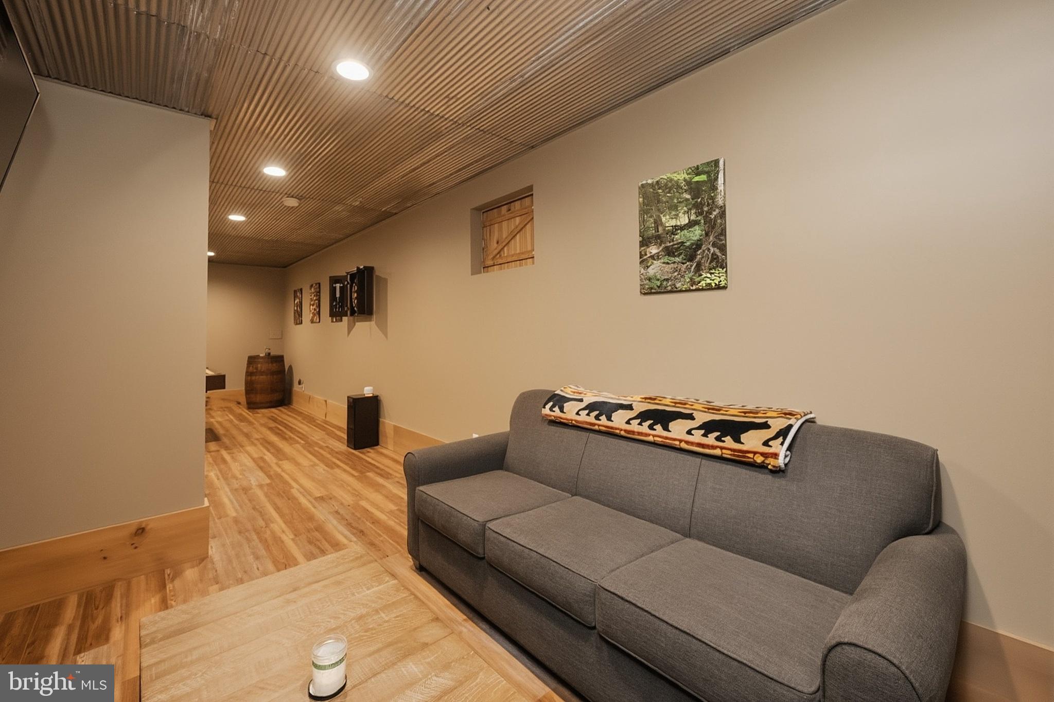 BEAR CREEK - Residential