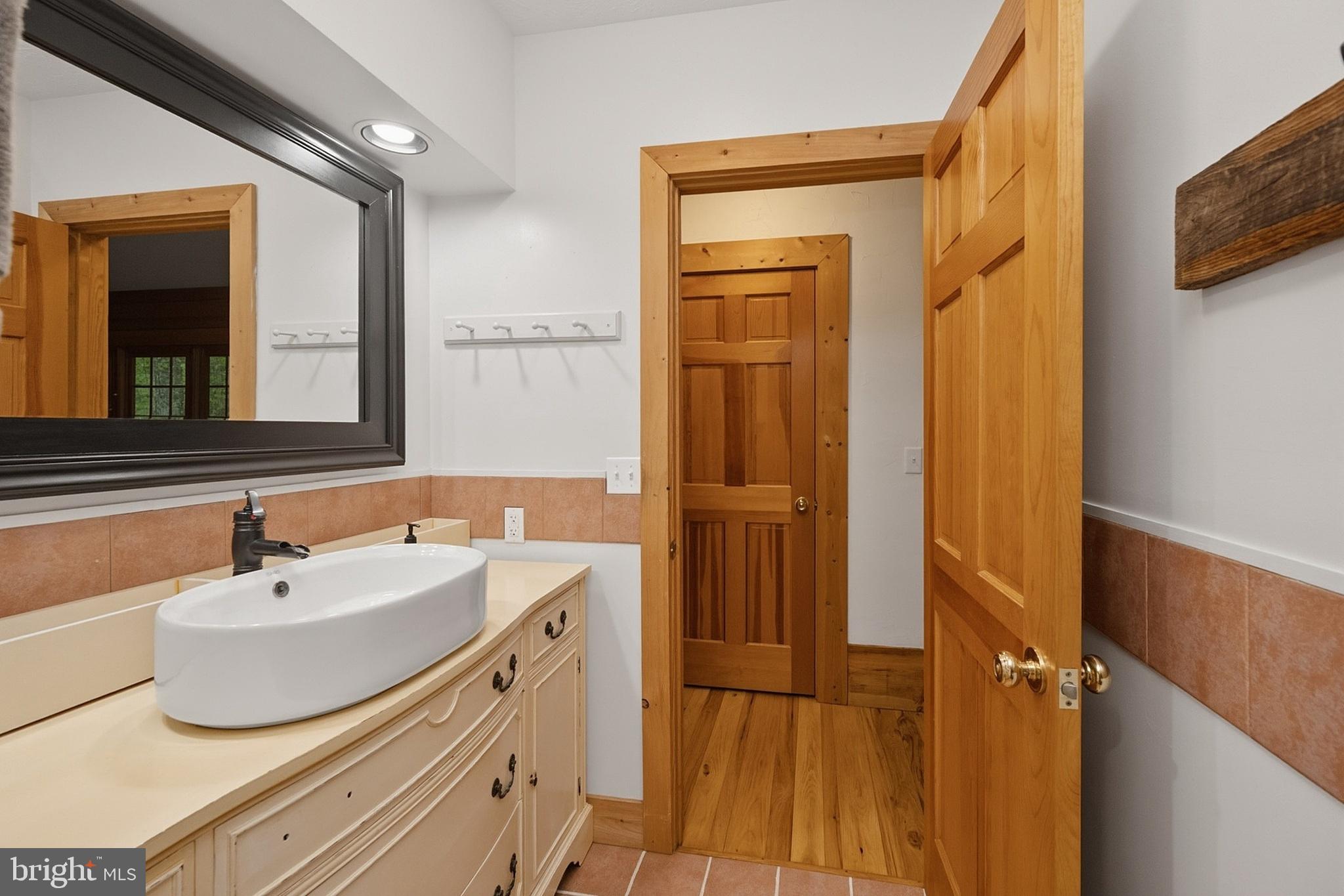 BEAR CREEK - Residential