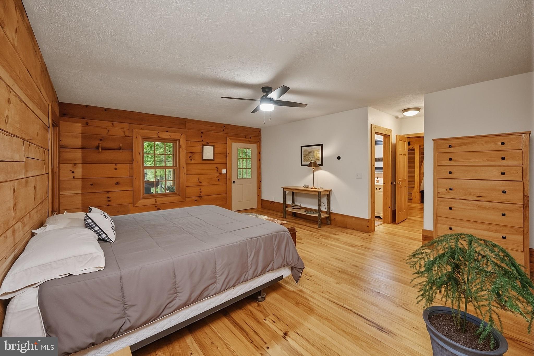 BEAR CREEK - Residential