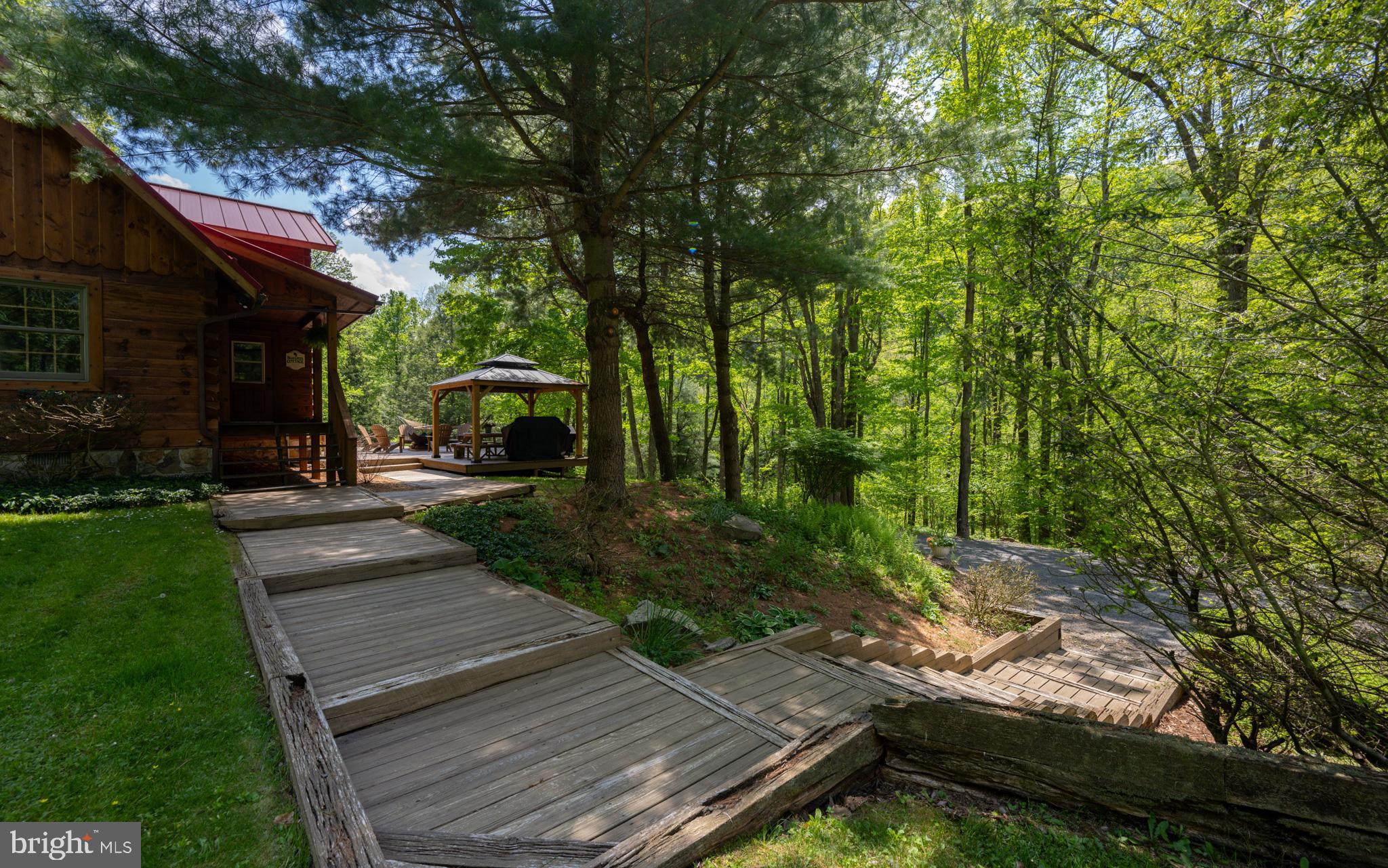BEAR CREEK - Residential