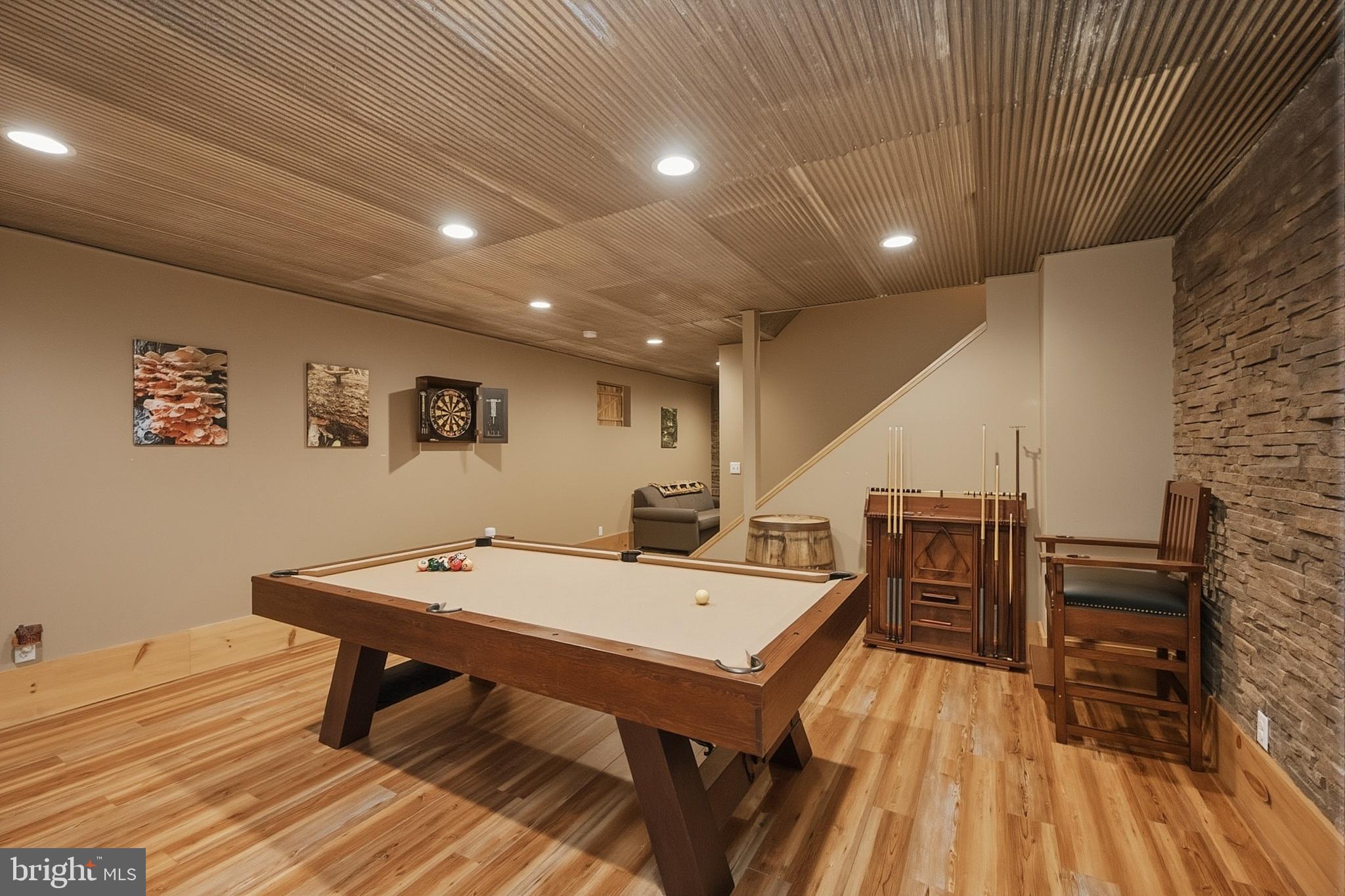 BEAR CREEK - Residential