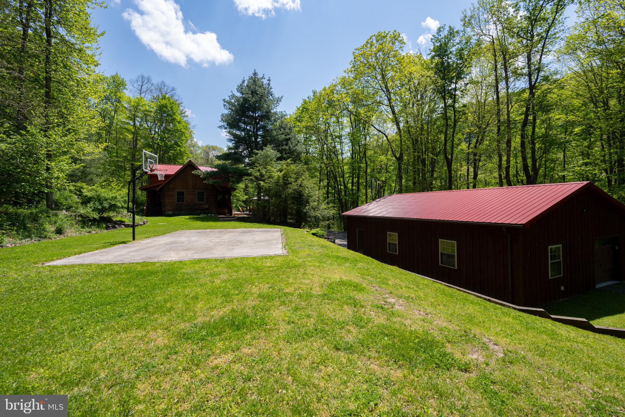 BEAR CREEK - Residential