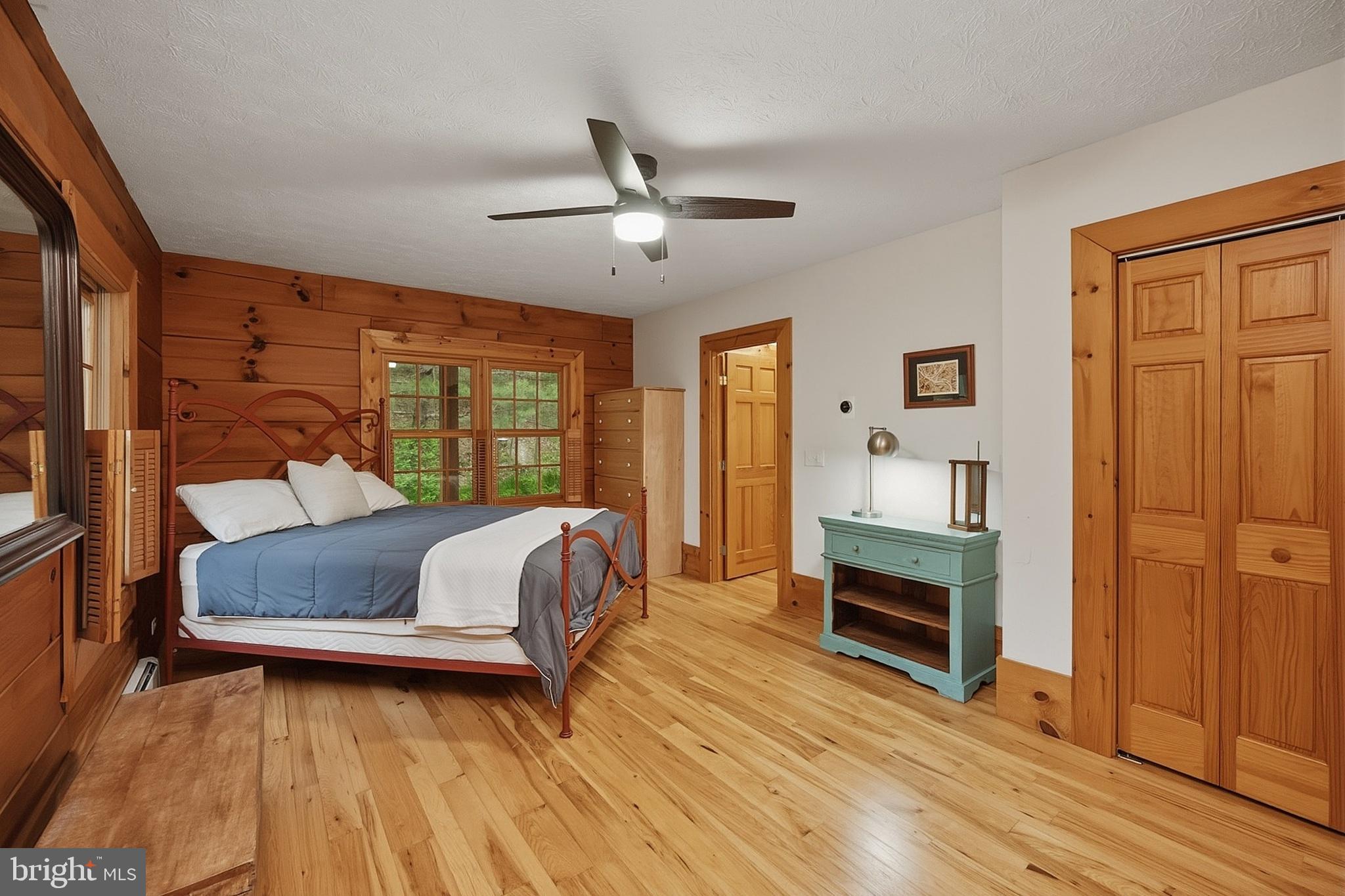 BEAR CREEK - Residential