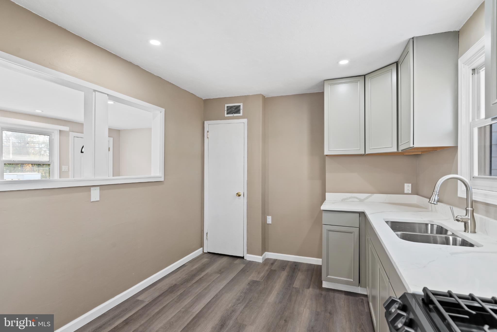 CUMBERLAND PARK - Residential
