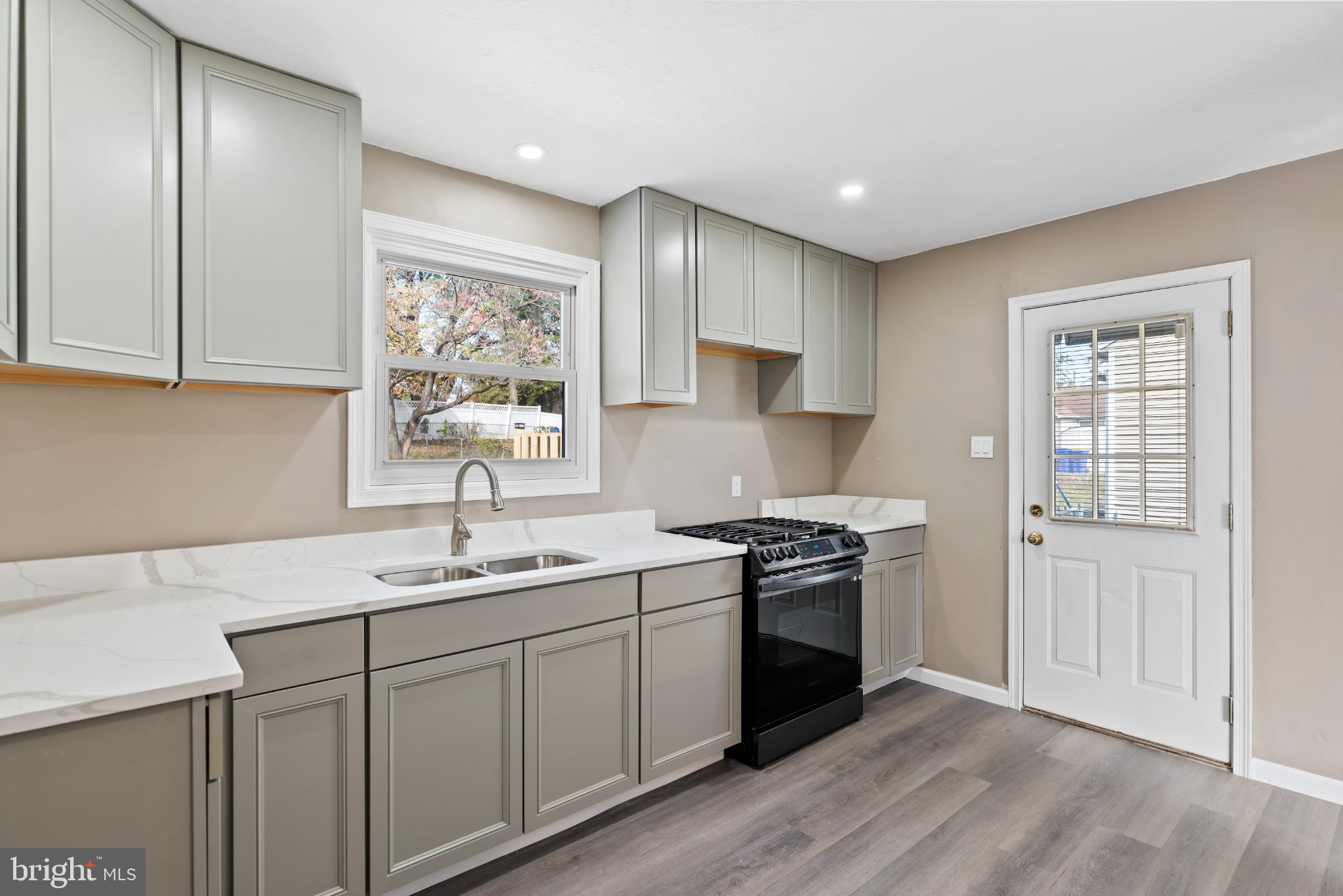 CUMBERLAND PARK - Residential