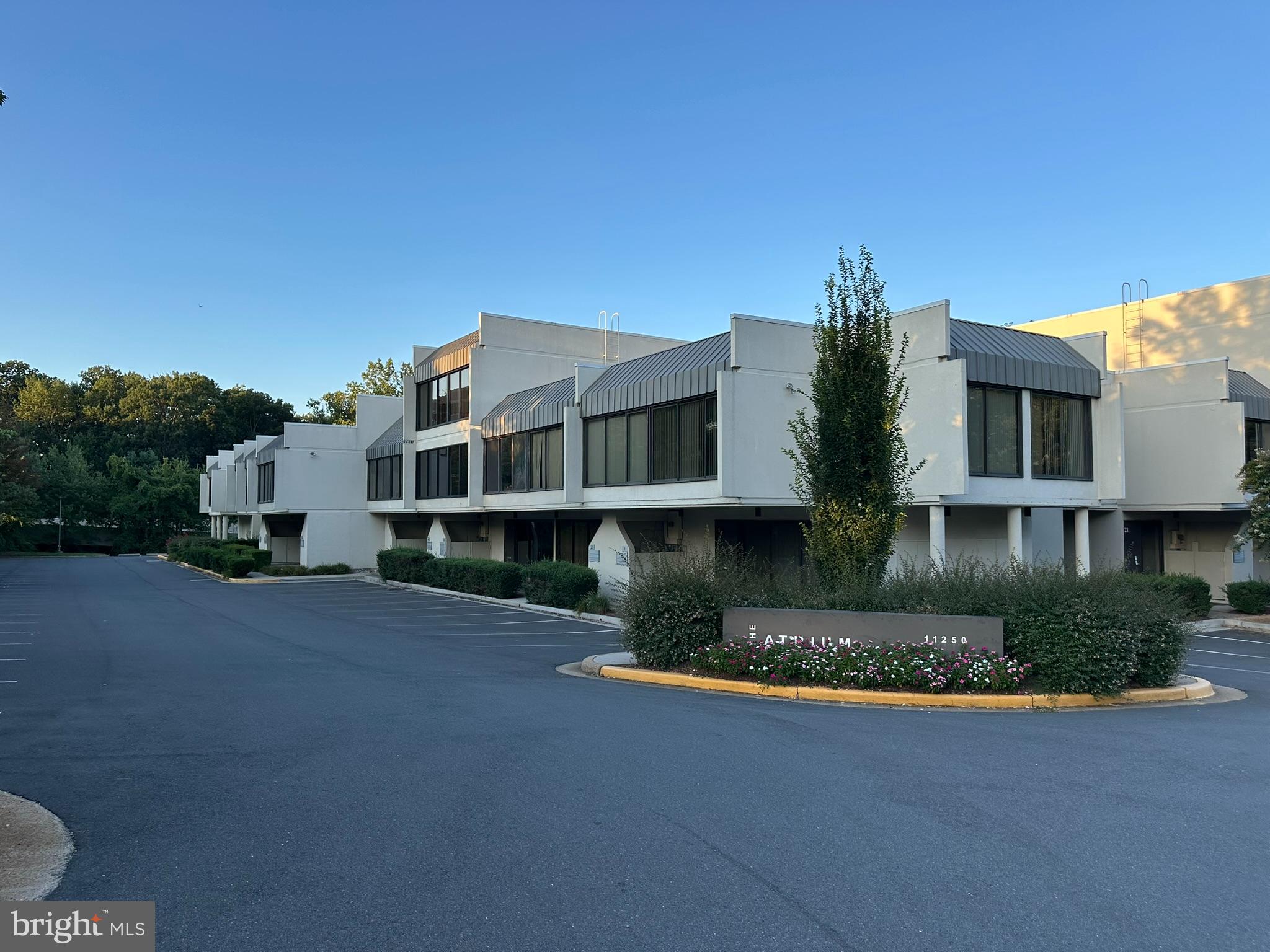 ATRIUM I OFFICE - Commercial Sale