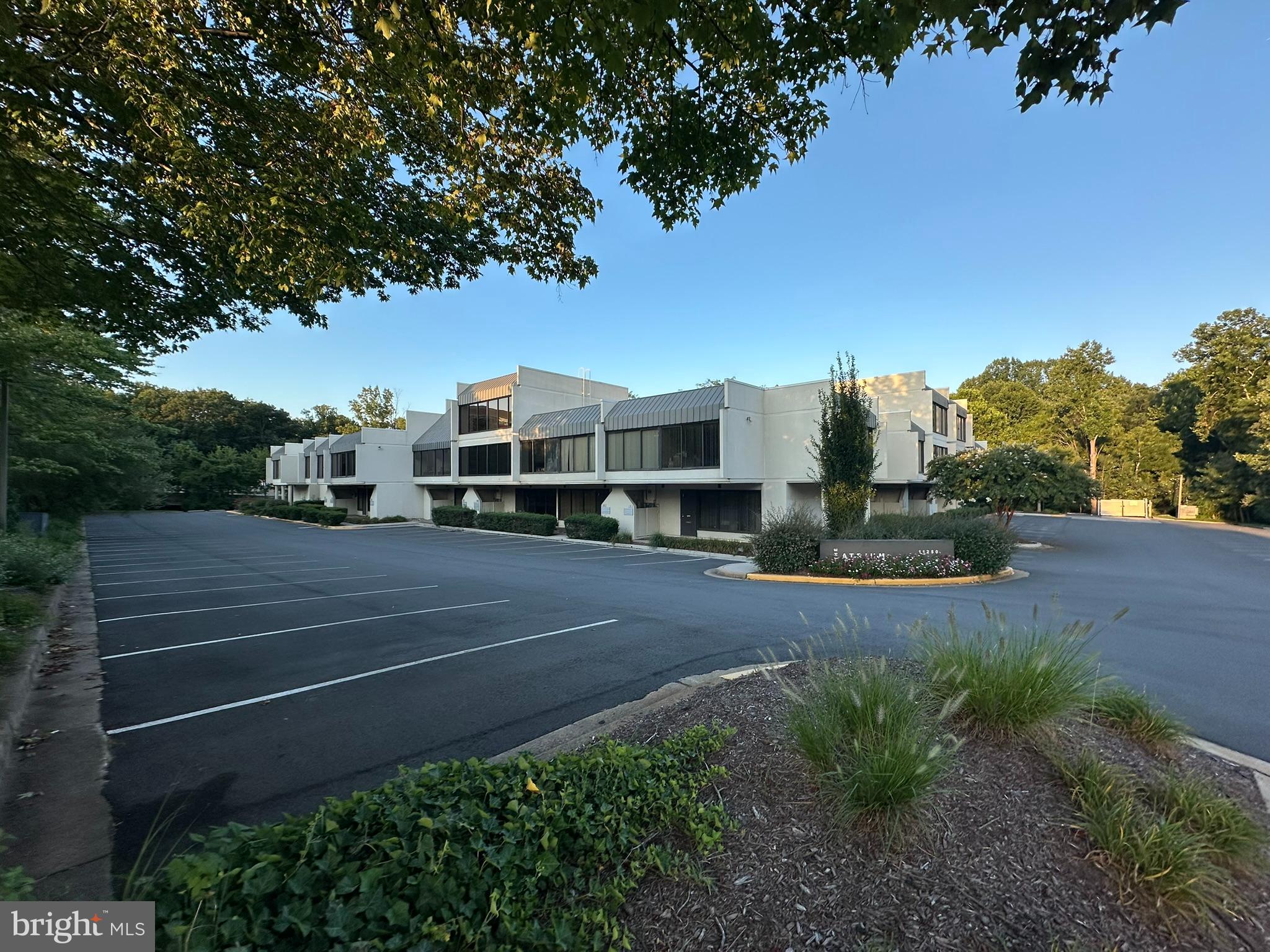 ATRIUM I OFFICE - Commercial Sale