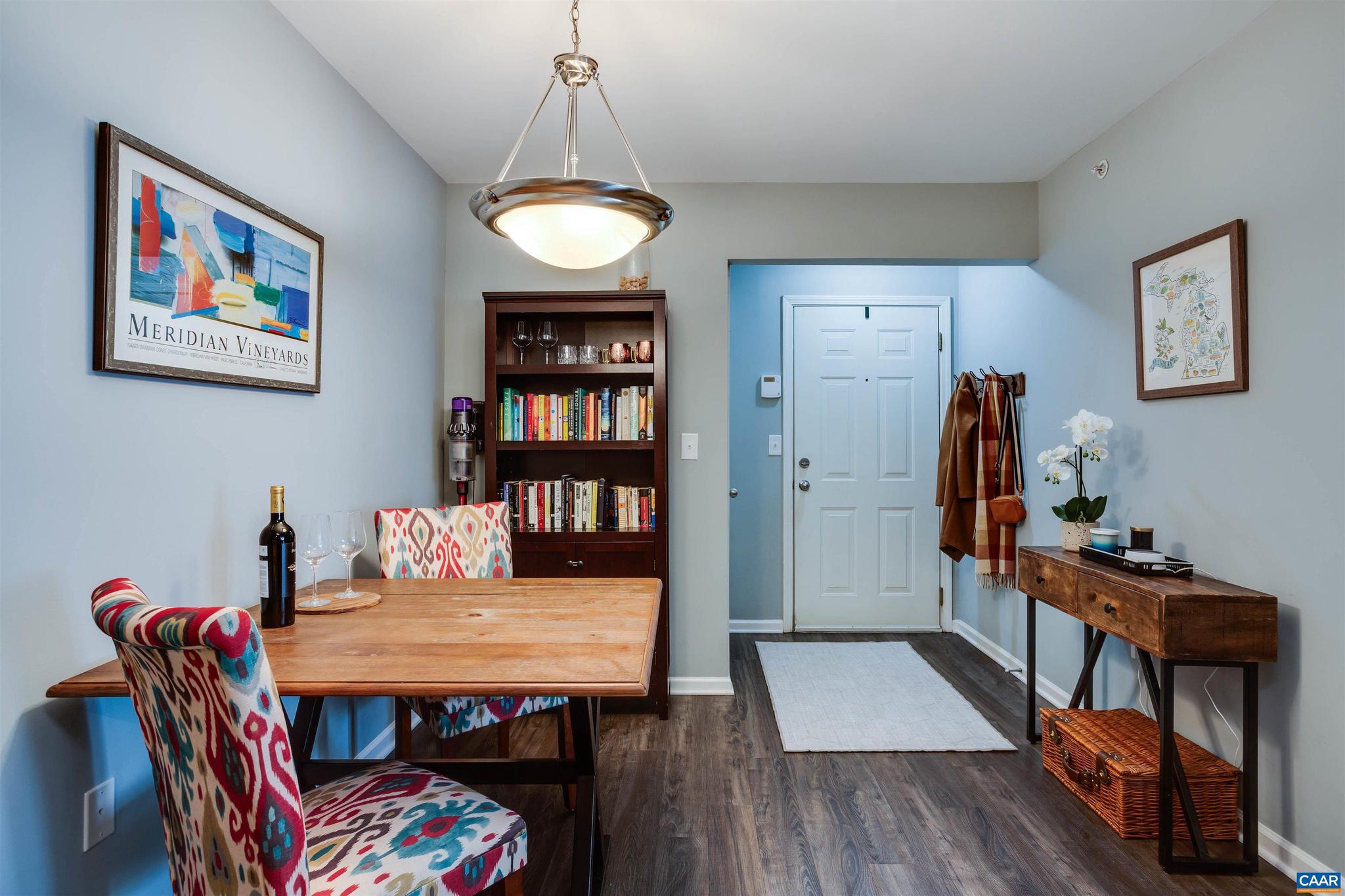 WALKER SQUARE CONDOS - Residential