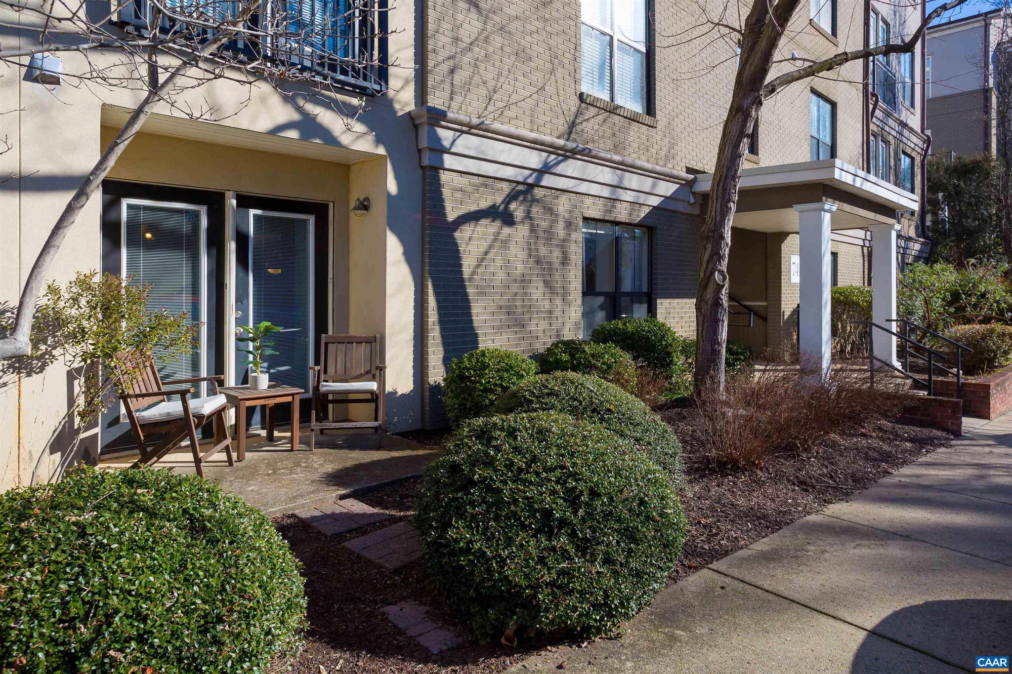 WALKER SQUARE CONDOS - Residential