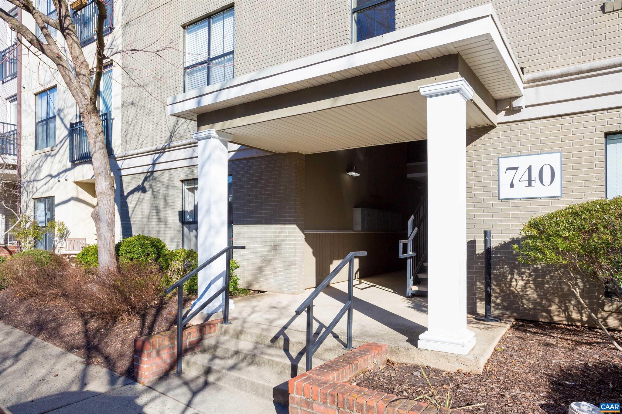 WALKER SQUARE CONDOS - Residential