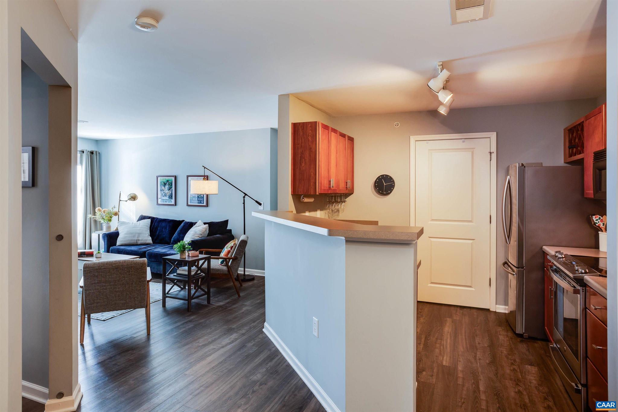 WALKER SQUARE CONDOS - Residential