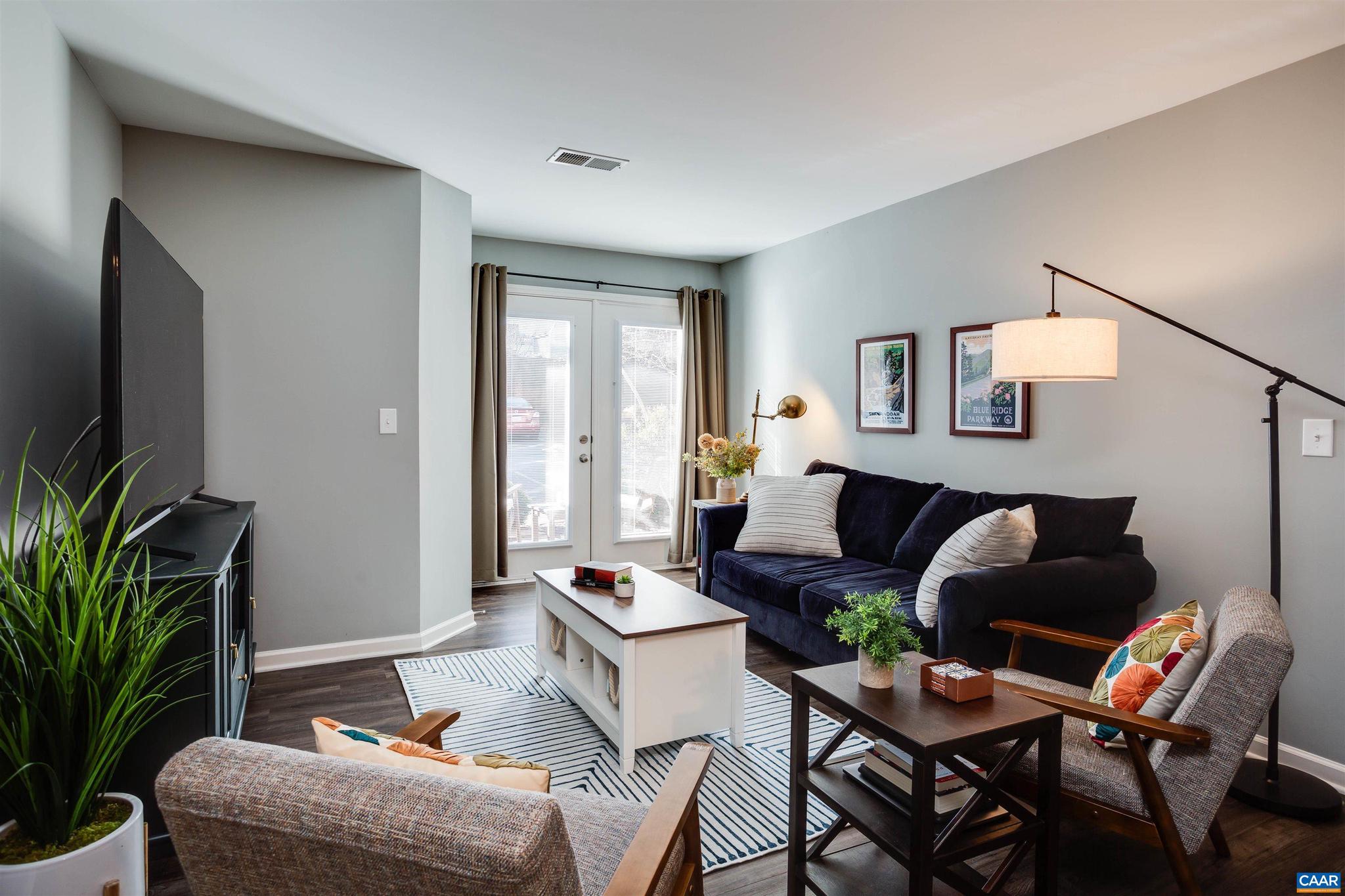 WALKER SQUARE CONDOS - Residential