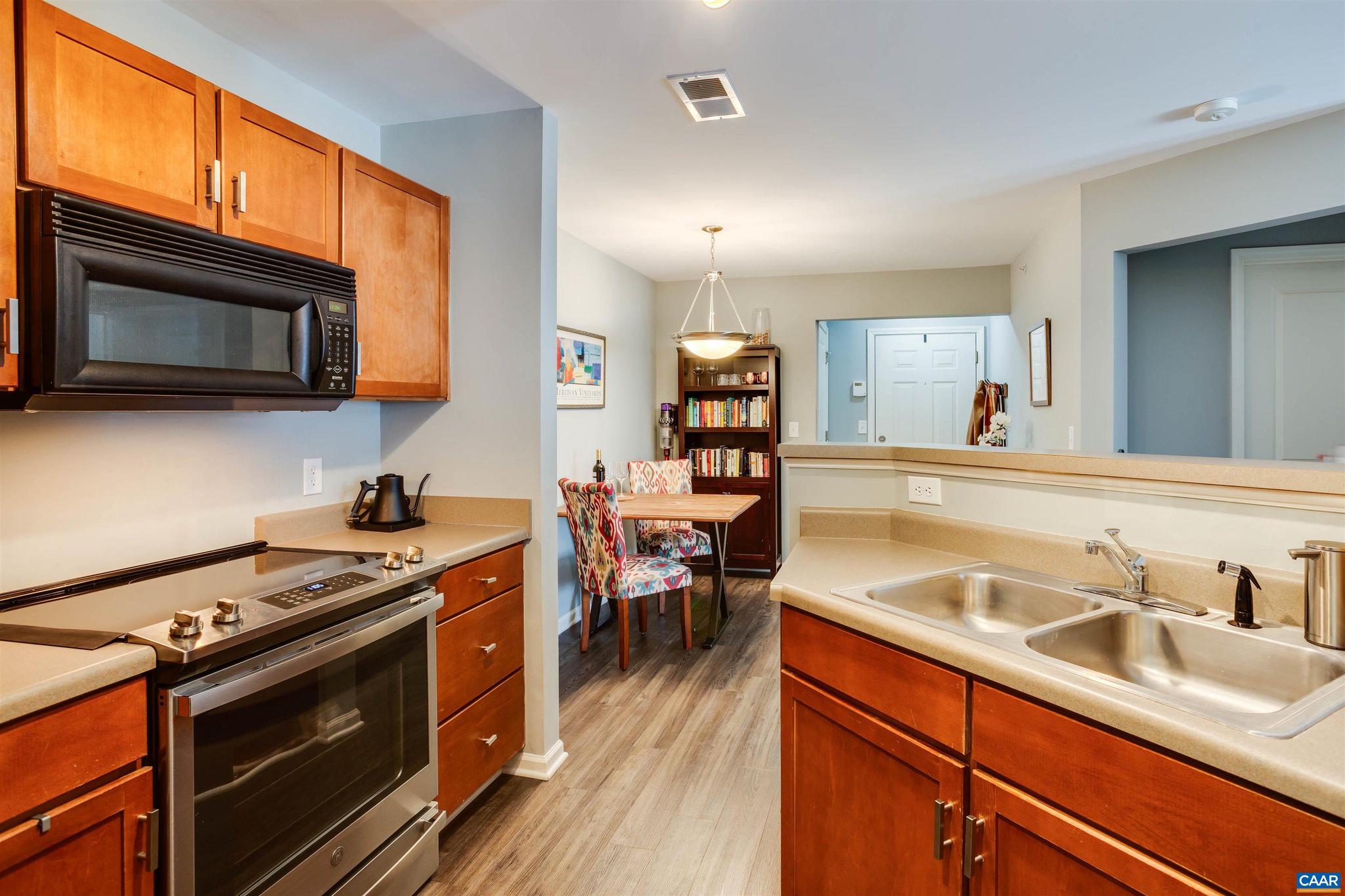 WALKER SQUARE CONDOS - Residential