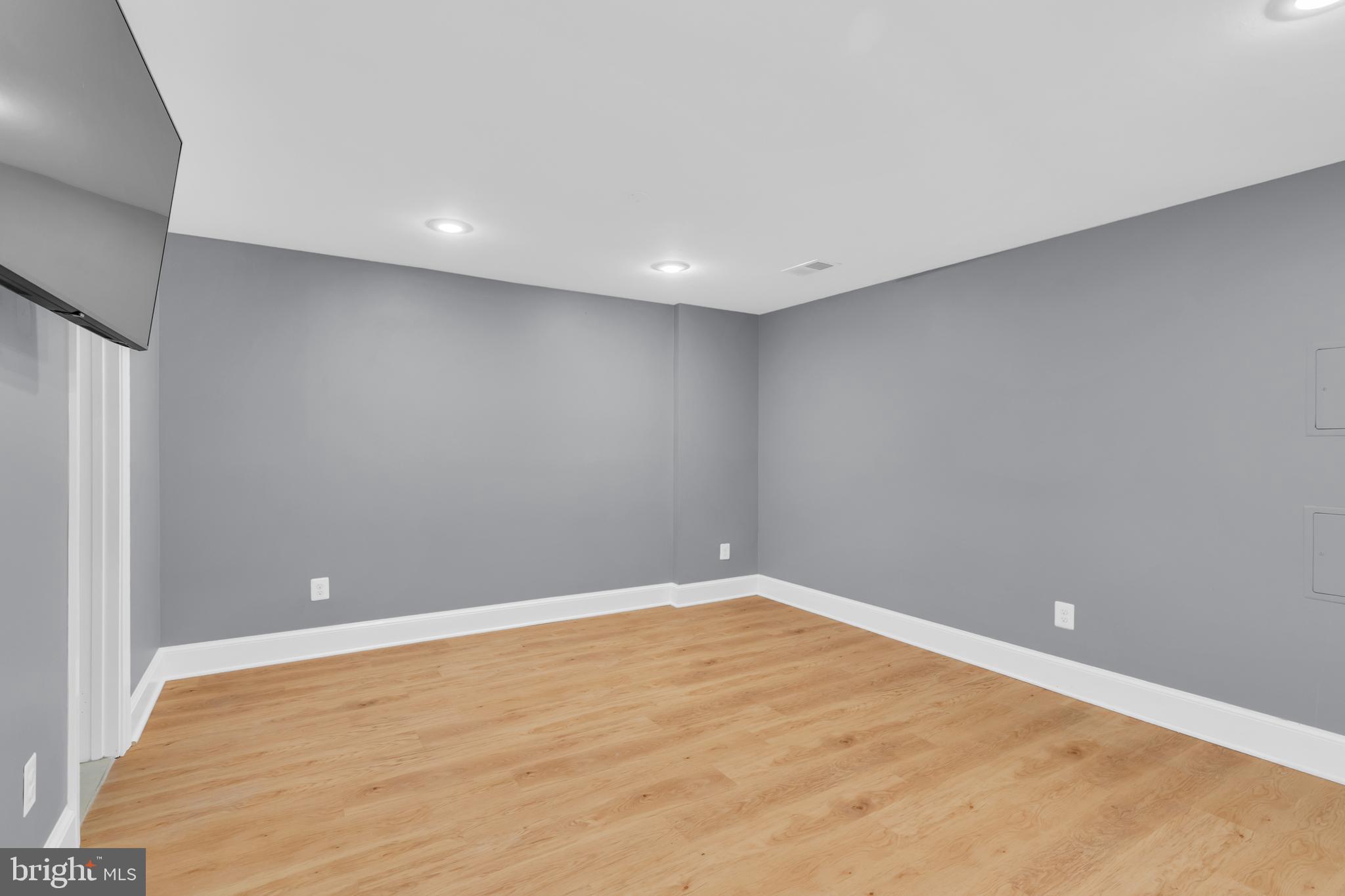 ARDMORE WOODS - Residential