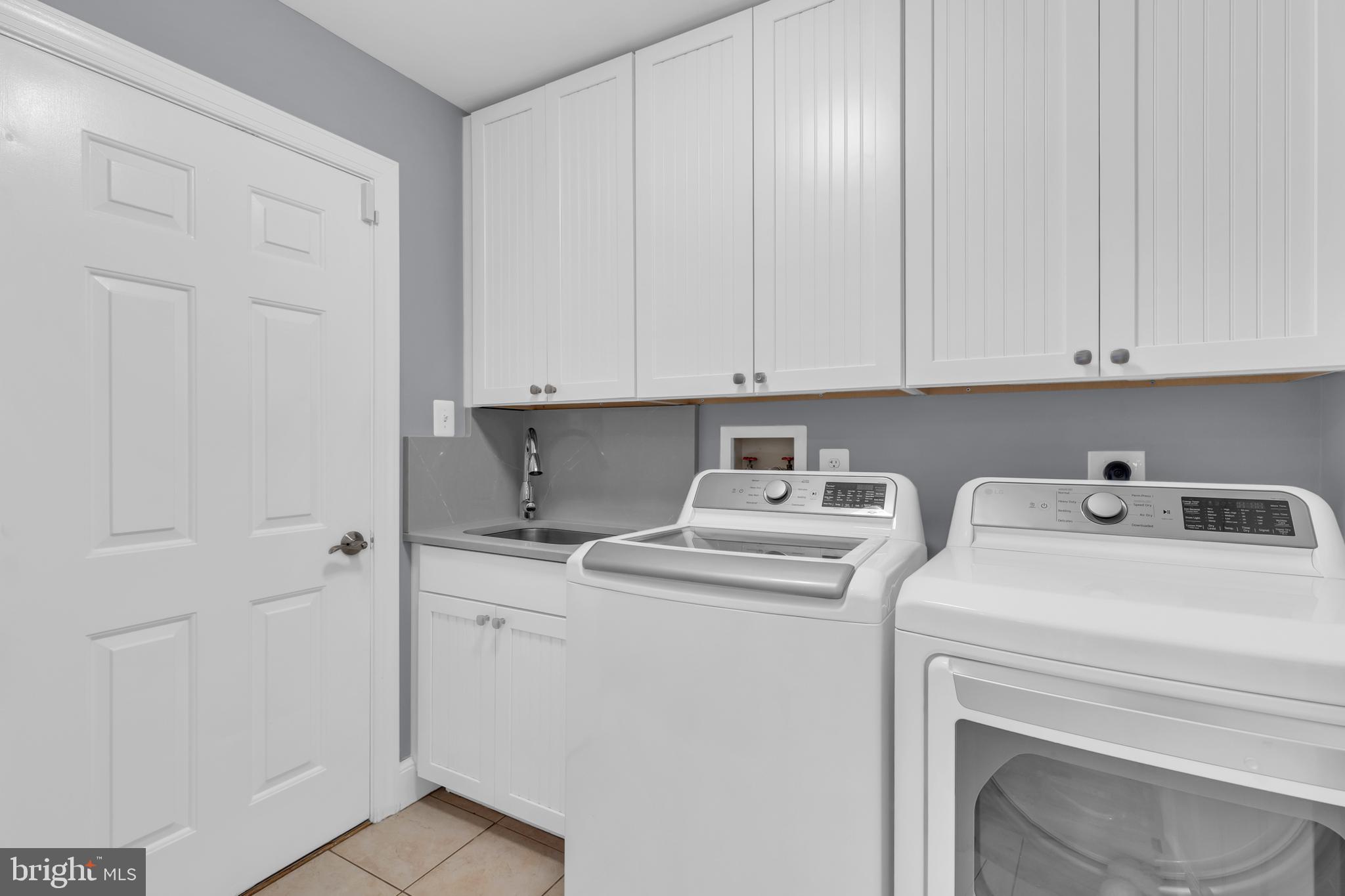 ARDMORE WOODS - Residential