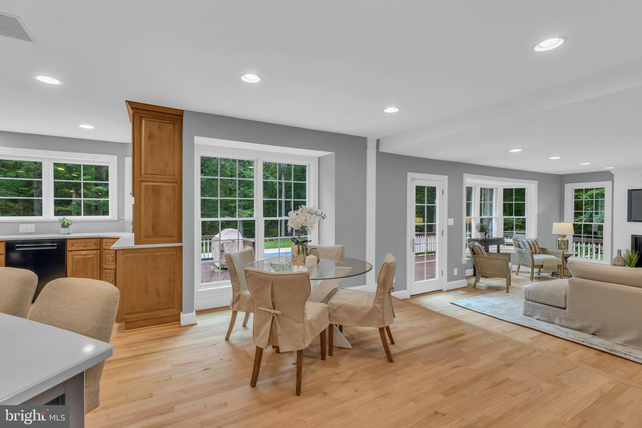 ARDMORE WOODS - Residential