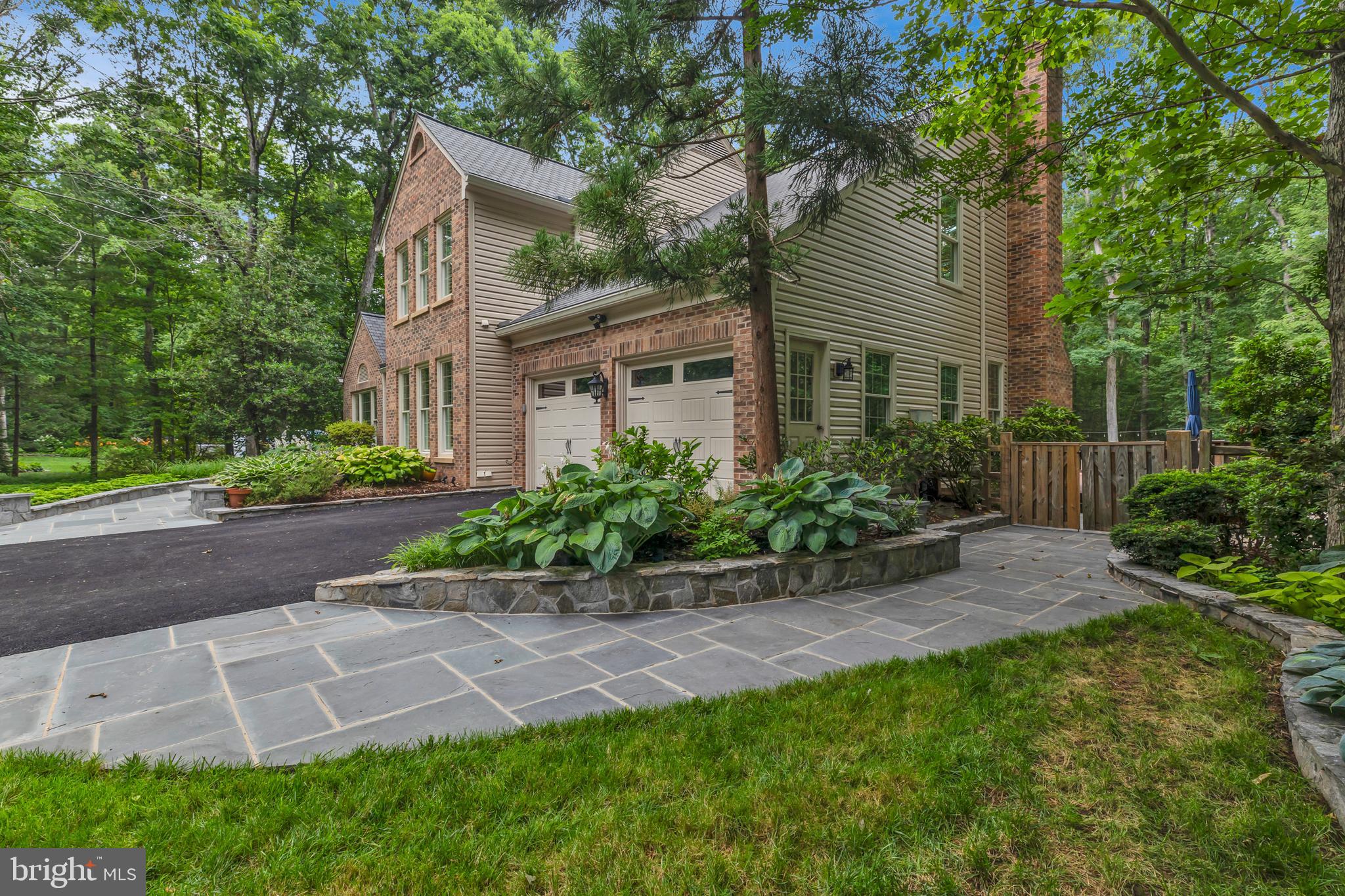 ARDMORE WOODS - Residential