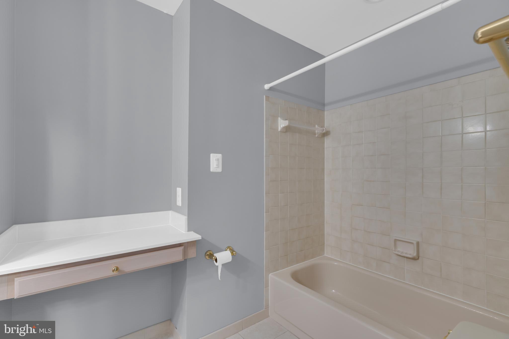ARDMORE WOODS - Residential