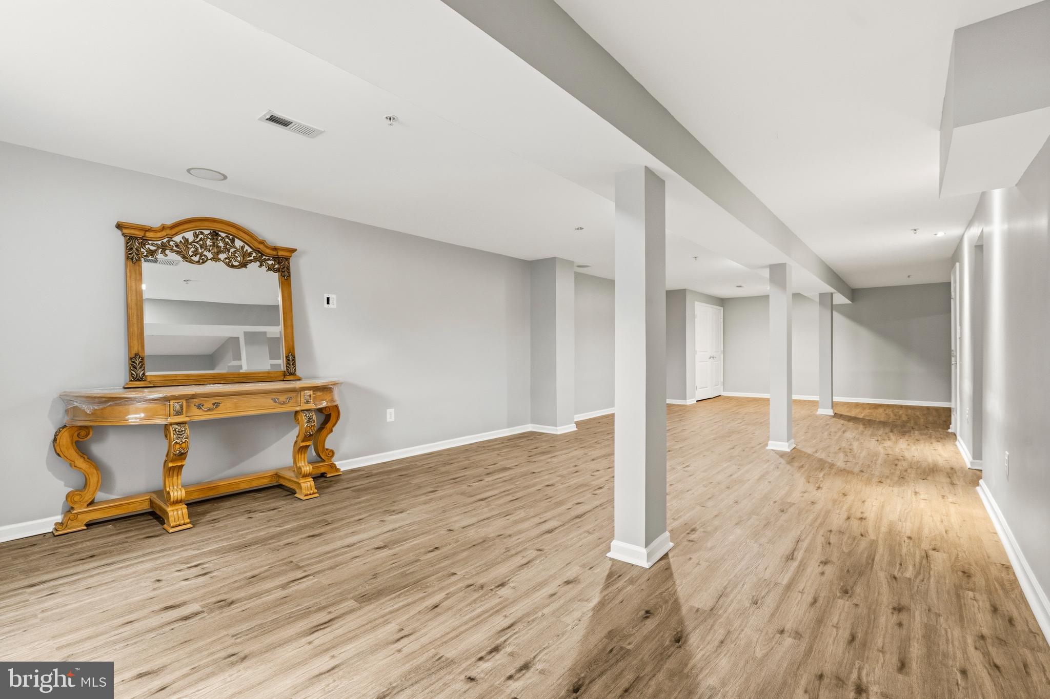 TANTALLON HILLS - Residential