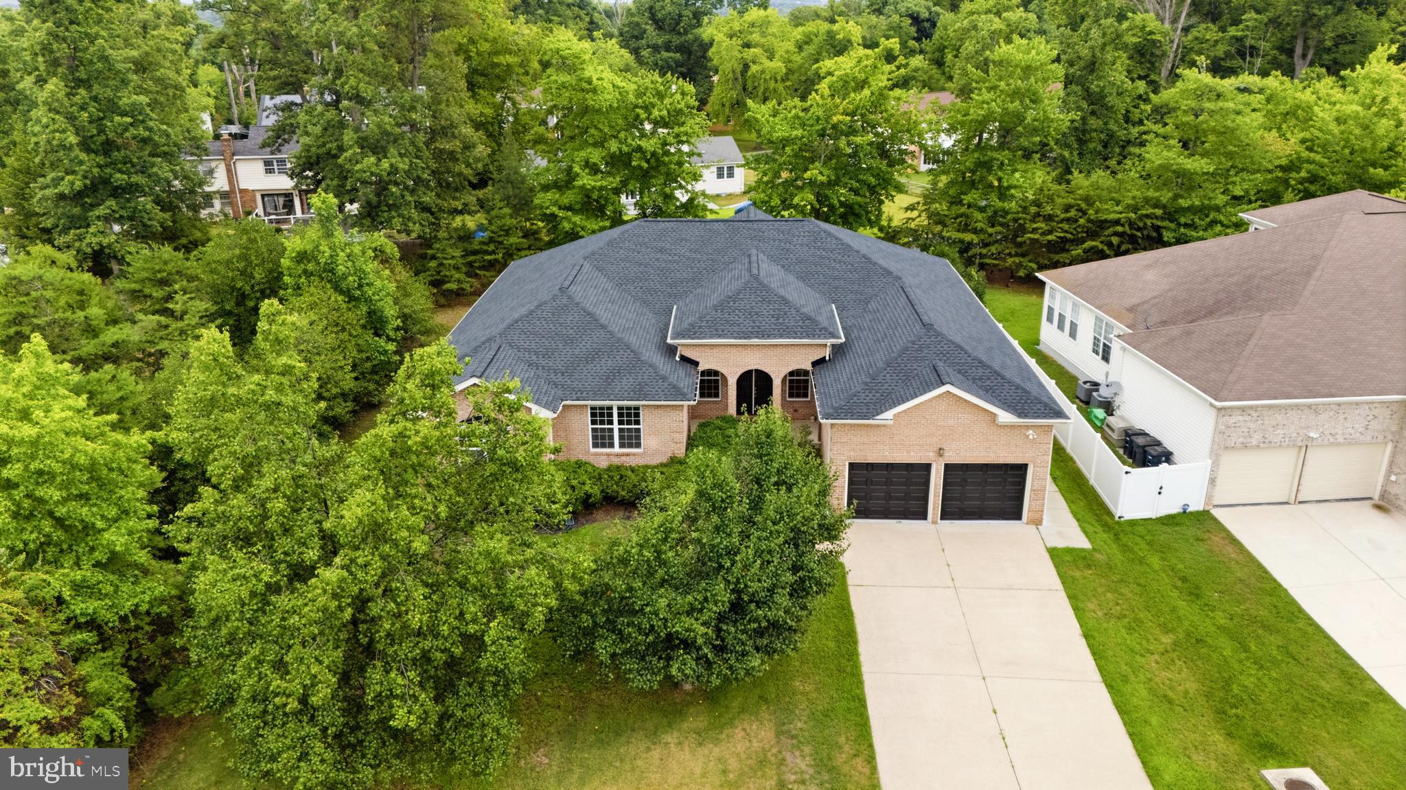 TANTALLON HILLS - Residential